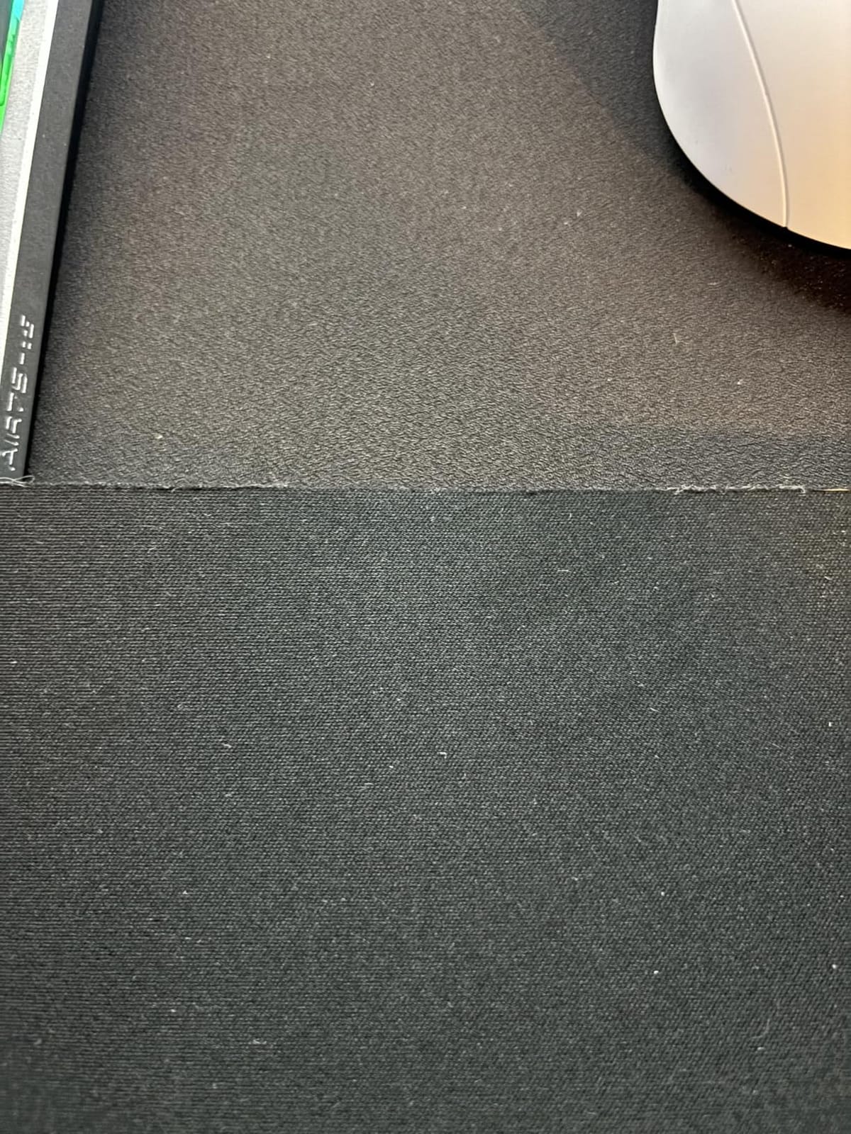 SteelSeries QcK XL Performance Control Gaming Mousepad - Extra Density for a Smooth Glide - Low-Profile Edge Stitching - Non-Slip Neoprene Rubber Base - 15.75 x 34.43 inch - FPS, MOBAs, RTS, MMO customer photo 2