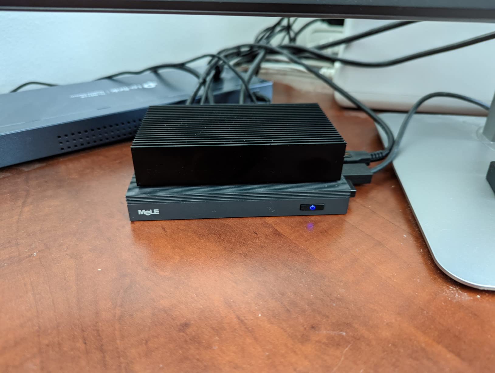 MeLE Quieter4C N150 Fanless Mini PC with Win-11-Pro 16GB RAM DDR4 512GB SSD | Dual HDMI+USB-C 4K Triple Display|WiFi 5 BT5.1|0dB Silent|Auto Power On WoL|VESA Mount|Industrial Business Astrophotography customer photo 1