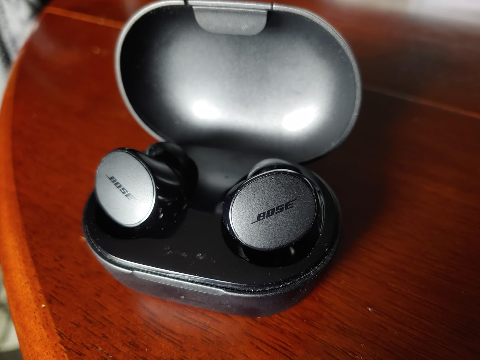 QuietComfort Earbuds - True Wireless Bluetooth Earbuds with Active Noise Cancellation and Mic, USB-C Charging, IPX4 Rating, Up to 8.5 Hours of Playtime, Twilight Blue - Limited Edition Color customer photo 2