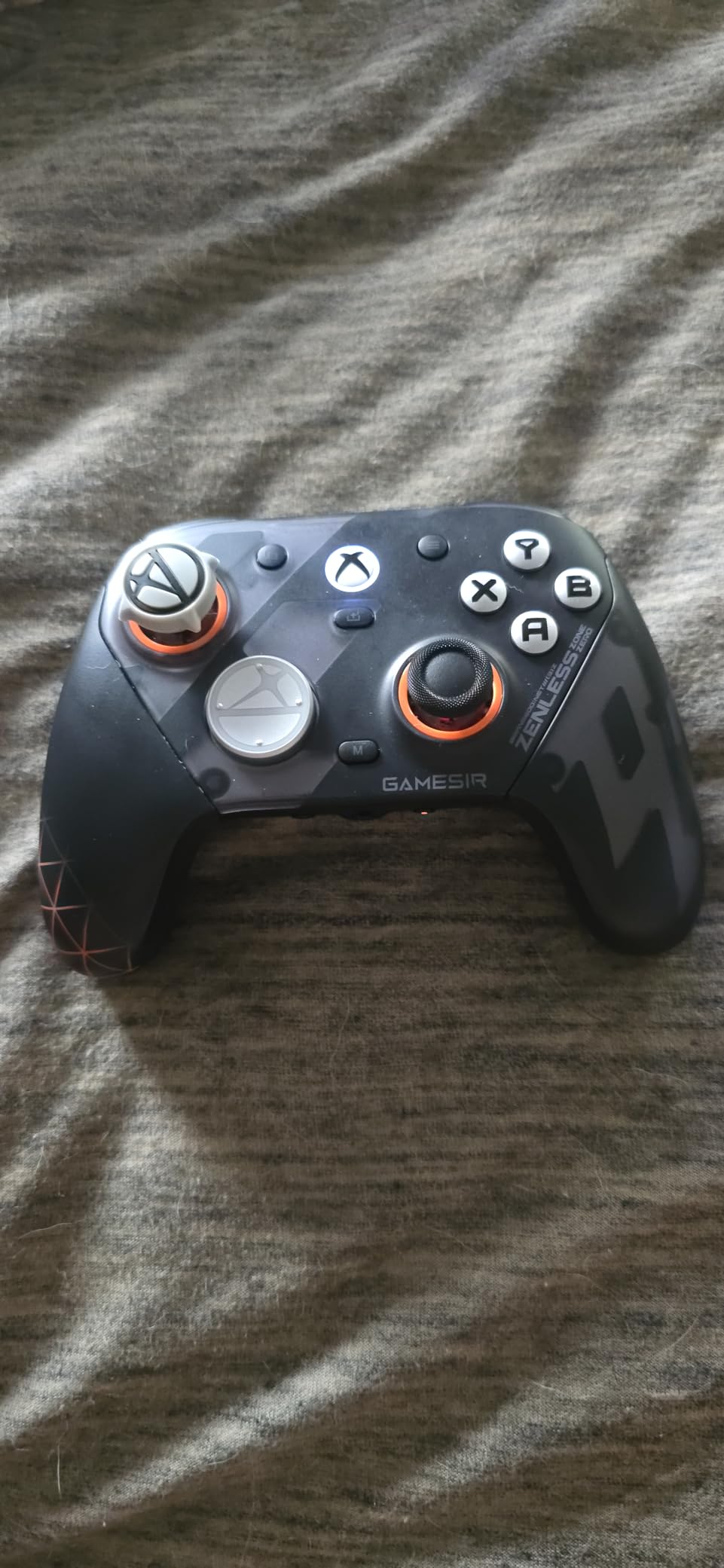 GameSir G7 Pro Wireless XBOX Controller, TMR Sticks, Windows, Trigger Stops | XBOX Series X|S, Hall Effect Triggers, 4 Remappable Buttons, 1000Hz, PC Controller, Charging Dock, Zenless Zone Zero Edition customer photo 2