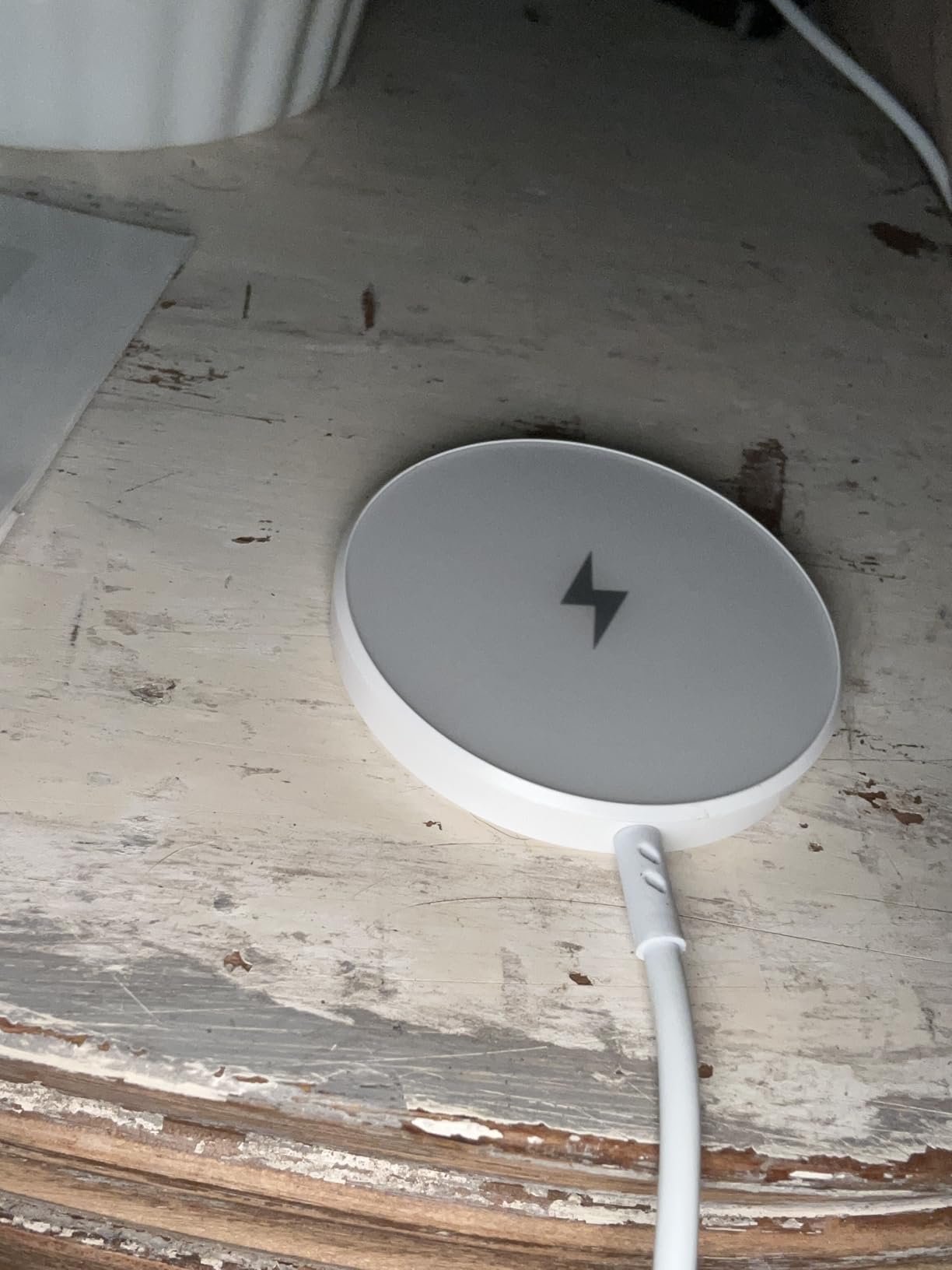 [Apple MFi Certified] Magnetic Wireless Charger Apple Mag Safe Charger, 15W 6FT Fast Wireless Charging Pad for iPhone 16 Pro Max/16 Pro/16 Plus/15 Pro Max/14/13/12/AirPods3/2/Pro/Pro2 customer photo 2