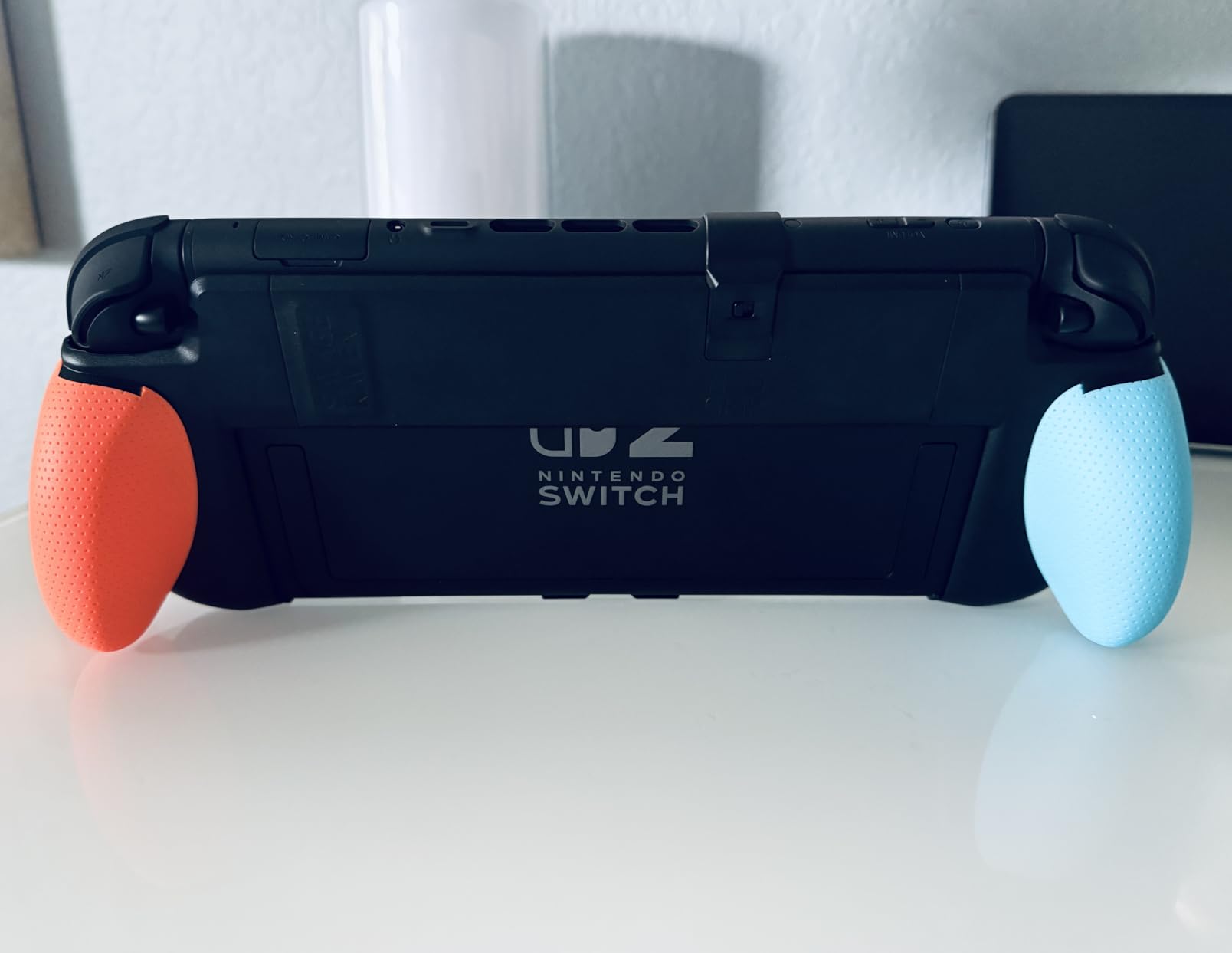 Savage Raven by Skull & Co. NeoGrip: an Ergonomic Grip Hard Shell with Replaceable Grips [to fit All Hands Sizes] for Nintendo Switch 2 - Black customer photo 1