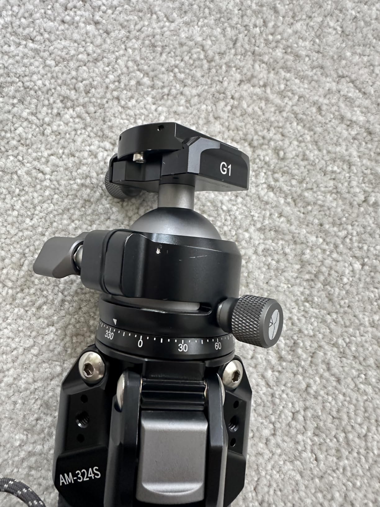 SIRUI AM-324S+G1 Carbon Fiber Tripod Kit, Low Profile Ball Head, 44LB | 59.8