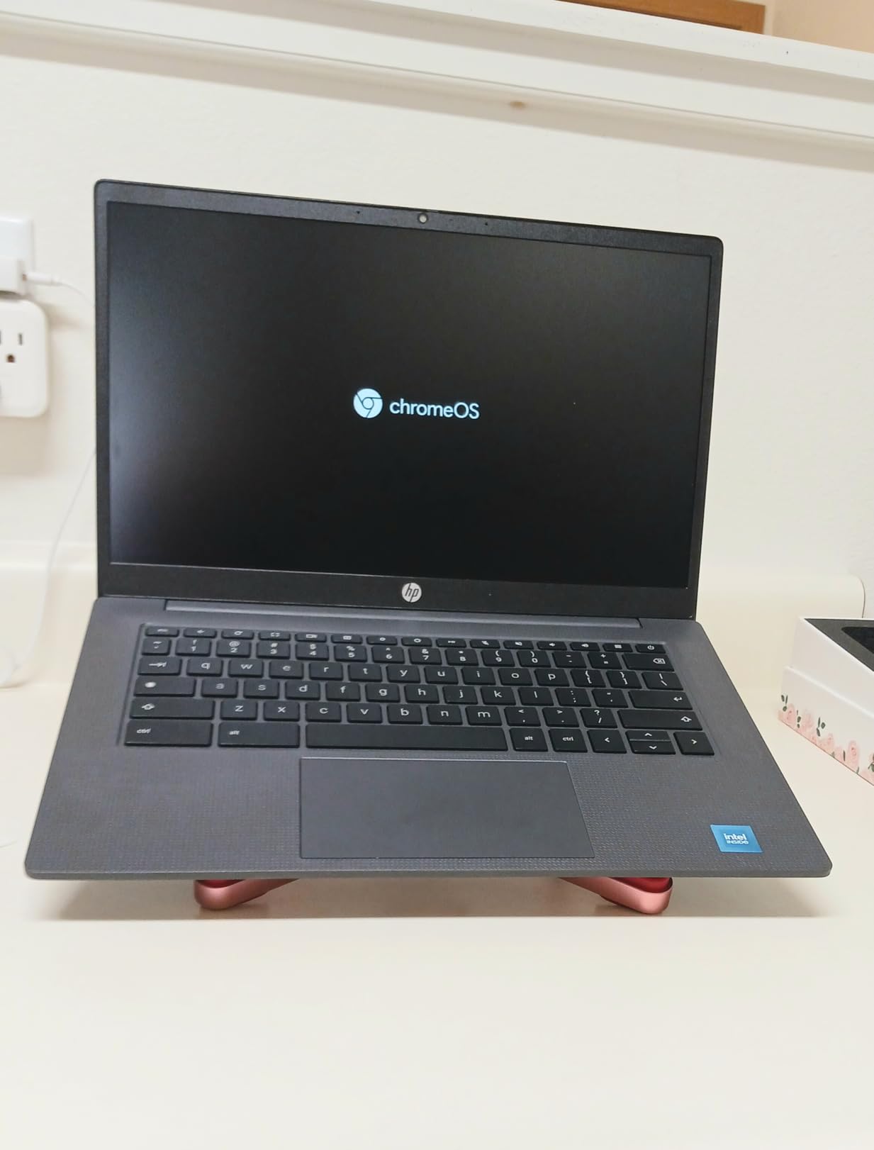 HP Chromebook 14 inch Laptop, HD Display, Intel Processor N100, 8 GB RAM, 128 GB UFS, UHD Graphics, Chrome OS, Chalkboard Gray customer photo 2