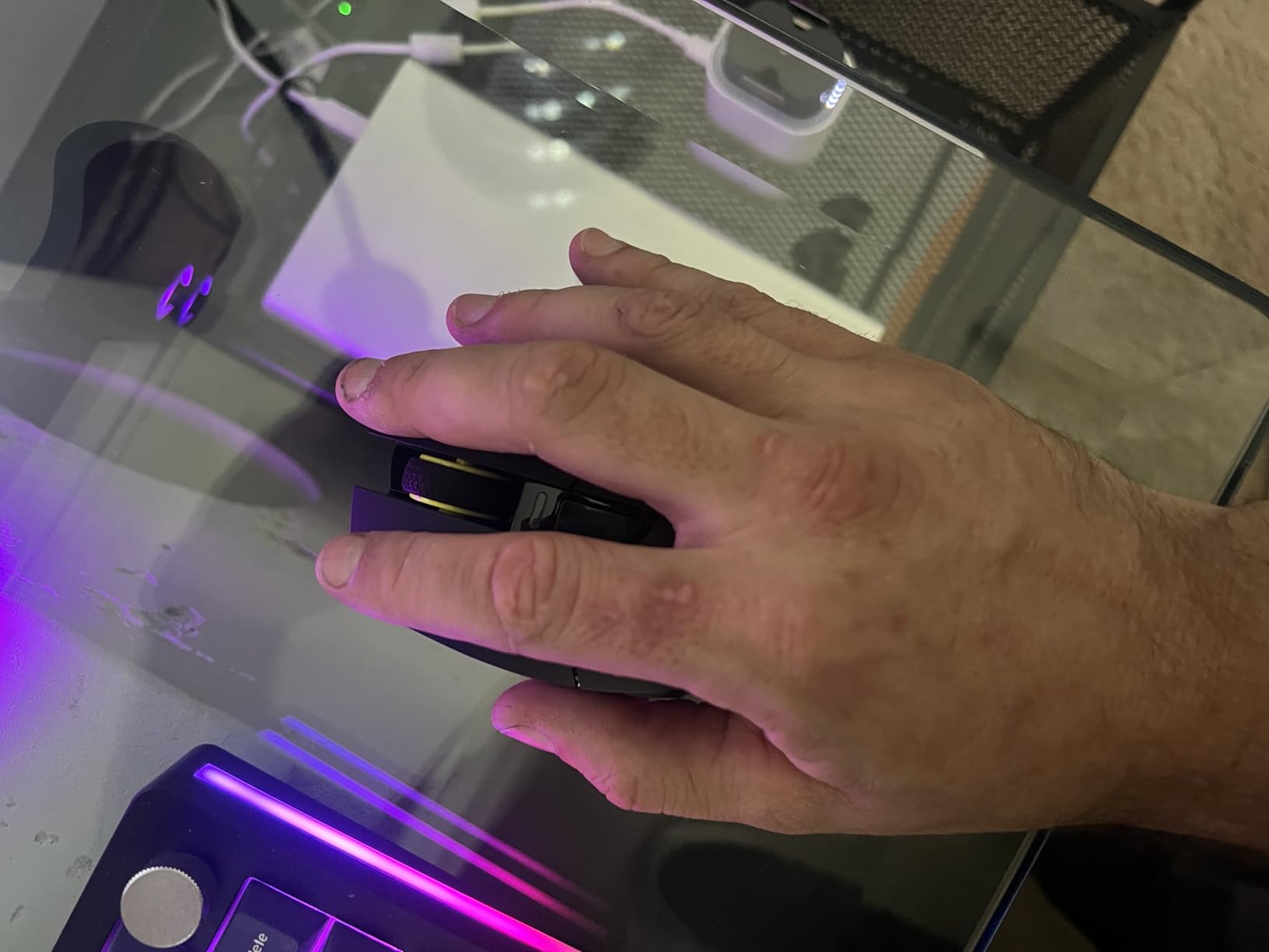 Corsair Scimitar Elite Wireless SE MMO PC Gaming Mouse - 33,000 DPI, 16 Programmable Buttons, Key Slider, Elgato Virtual Stream Deck, 1,000Hz Polling, Up to 150-Hour Battery - Gunmetal customer photo 1