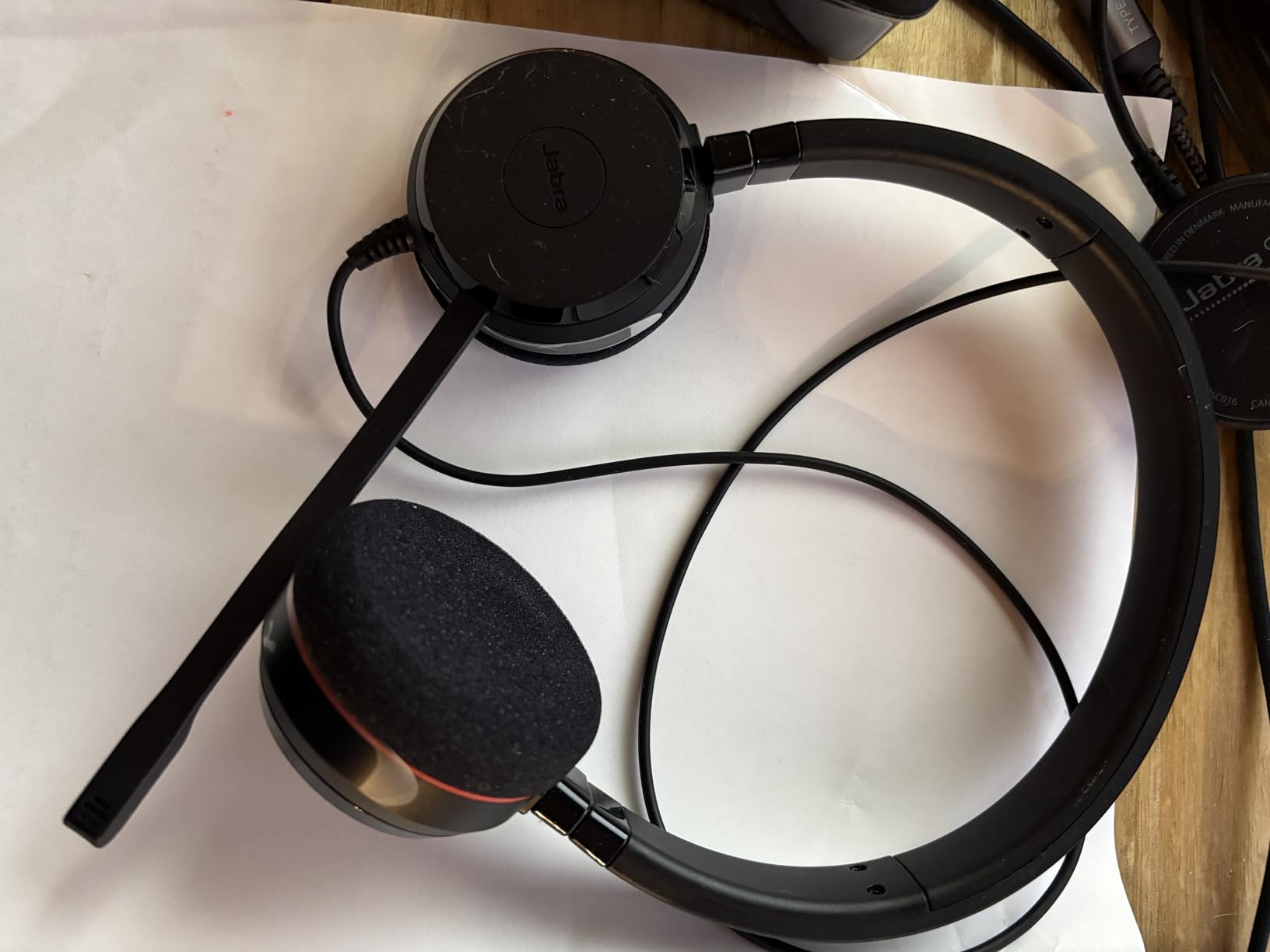 Jabra Evolve 20 Wired Headset (2025 Edition) - Dual-Ear Set for Office and Work from Home - Call Control - All Platforms - USB-C/A Connectivity - Black customer photo 1