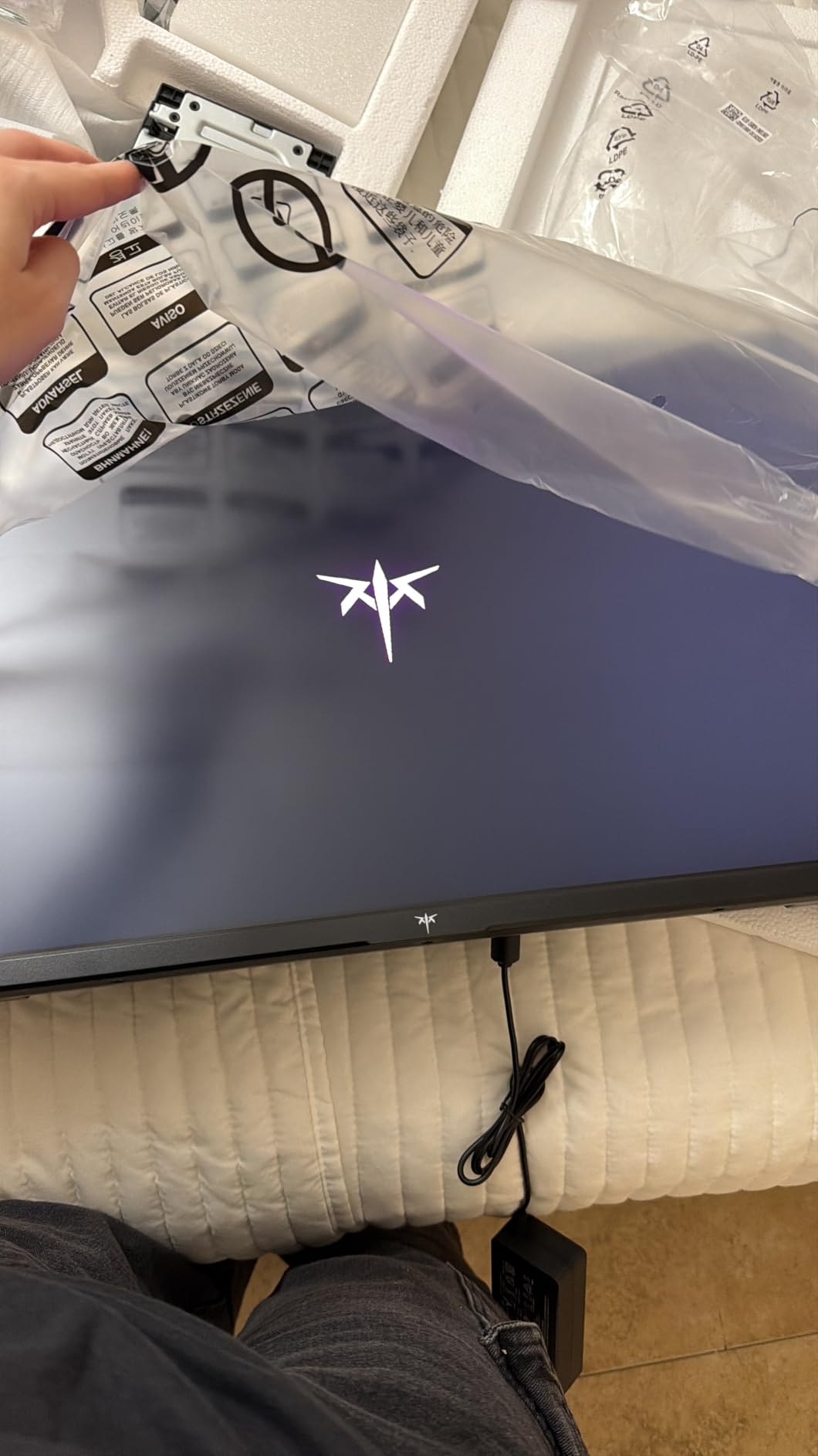 KTC 27 Inch Gaming Monitor 220Hz, 2K QHD Monitor 1ms w/Speakers H27T22C-3 | 2560x1440 Fast IPS Monitors Gamer 200Hz, Adaptive Sync, HDR400, 131% sRGB, HDMI DP Port, Tiltable, Low Blue Light, VESA Mount customer photo 1