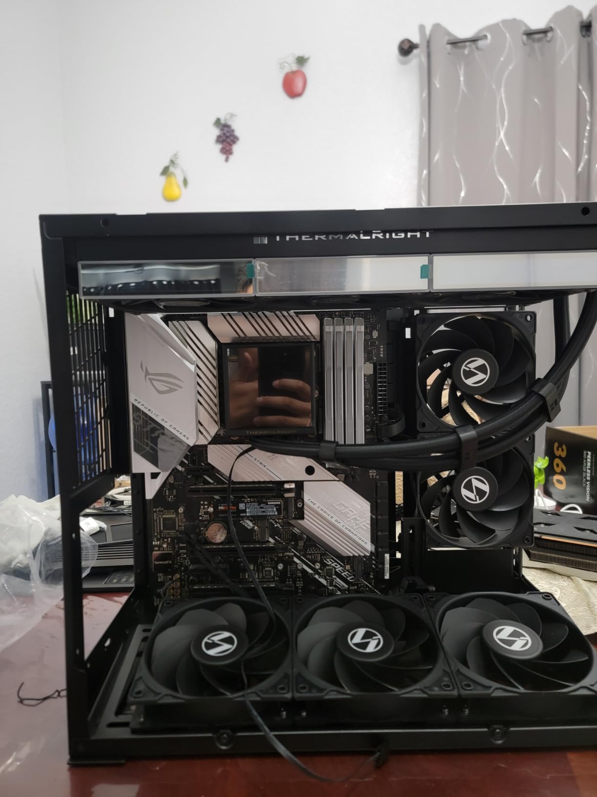 Lian Li O11D MINI V2 Flow ATX Mid-Tower PC Case - Black | Panoramic View, High-Performance Airflow, Includes 5 x 120mm Reverse Blade Fans, Cable Management customer photo 2