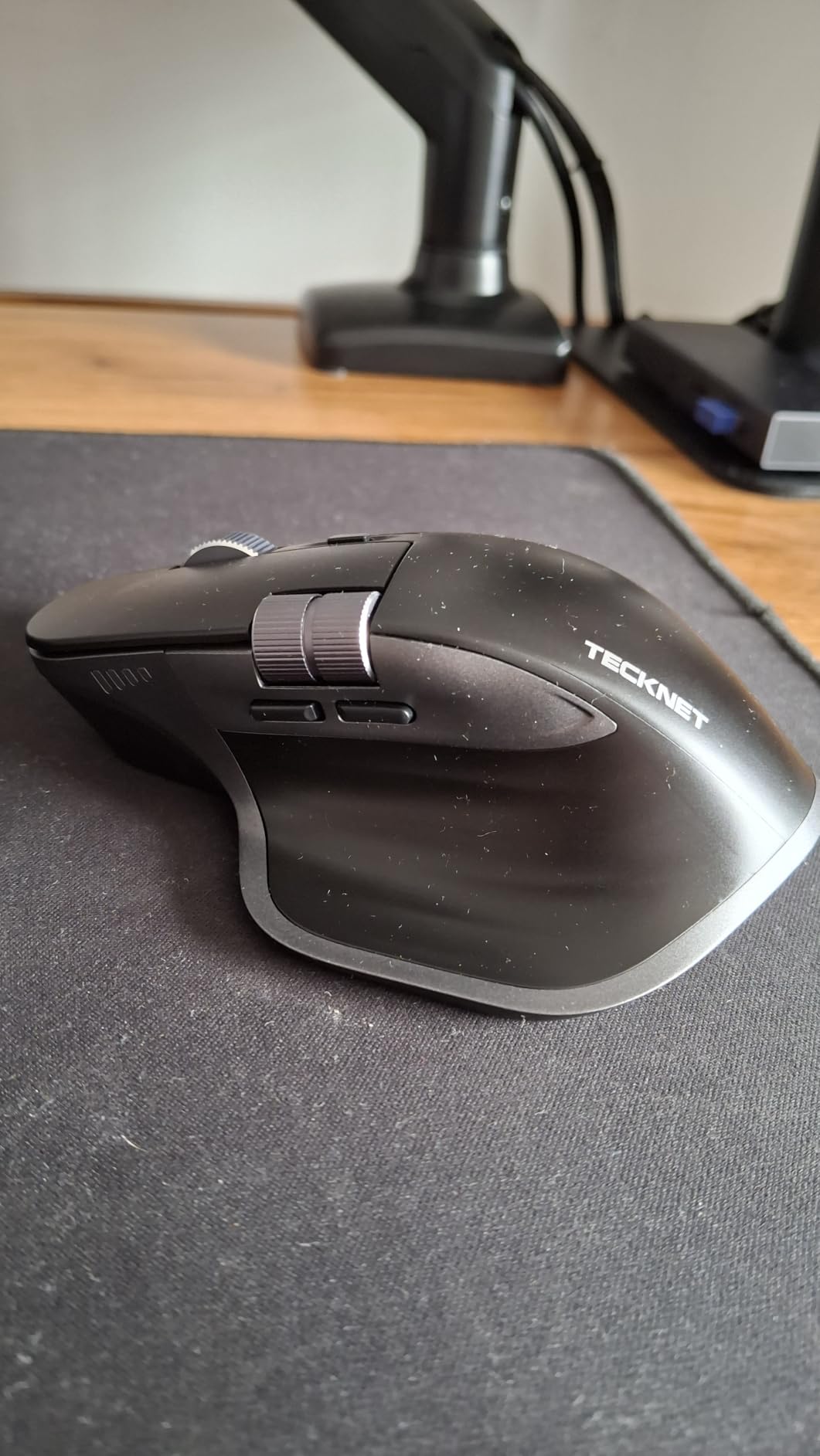 TECKNET Wireless Mouse, Side Scroll Bluetooth Rechargeable, 3-Device | Switch Among 3 Devices, 6 DPI Levels (up to 4800 DPI), BT 5.3/2.4G USB-A, Quiet Clicks, 7 Buttons, Non-Programmable, Black customer photo 2