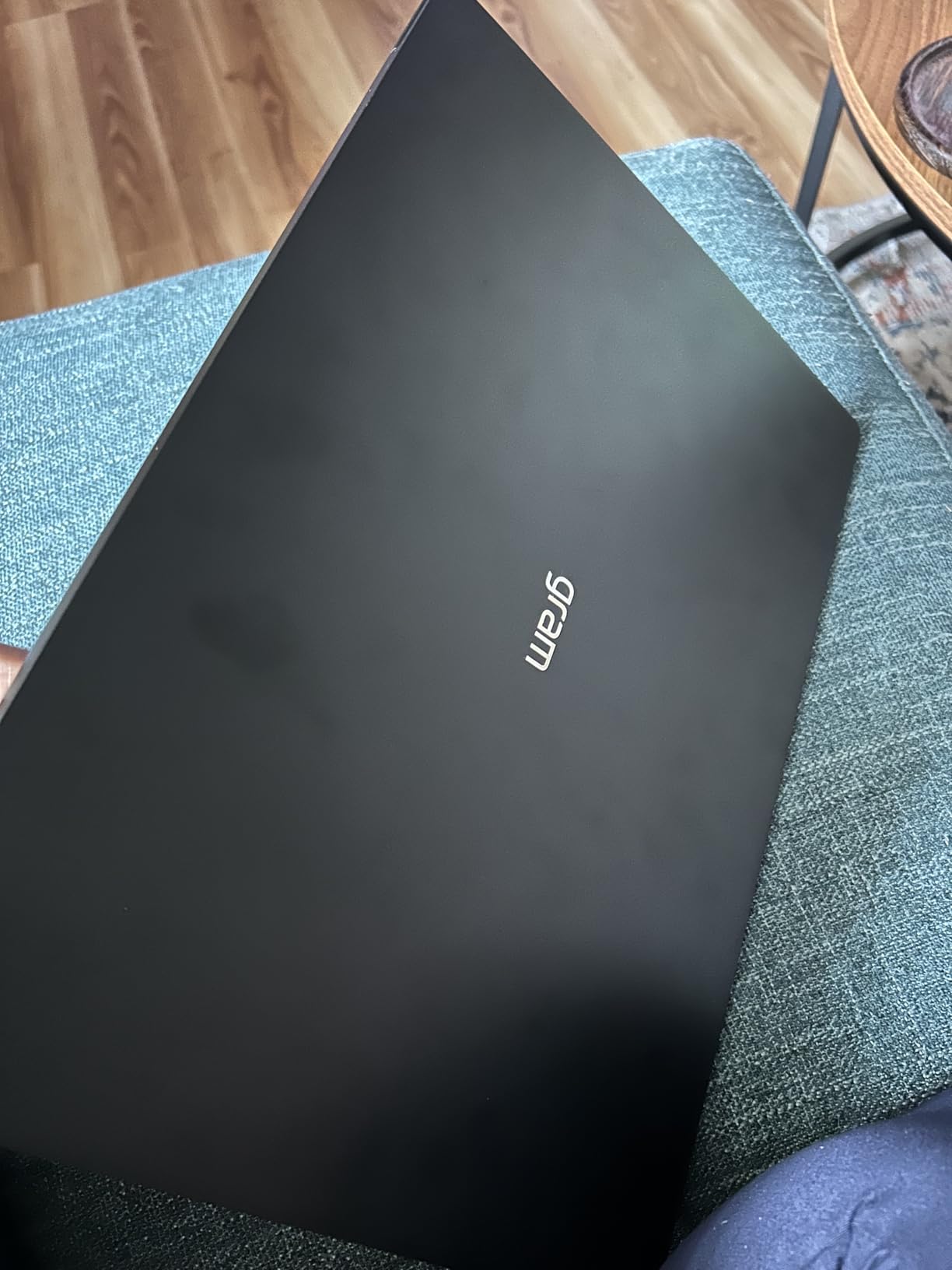 LG gram Pro 17-inch Lightweight Laptop Computer, Intel Evo Edition Powered by Intel Core Ultra9 285H Processor, NVIDIA RTX5050, Windows 11 Home, 32GB RAM, 2TB SSD, Black customer photo 2
