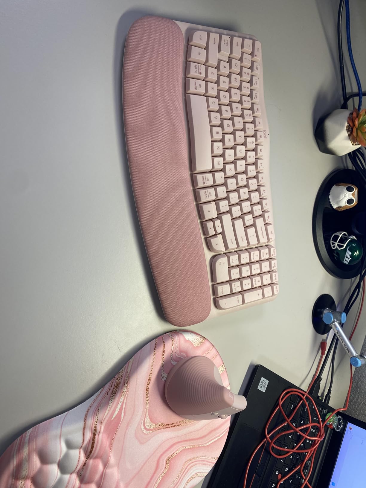 Logitech Wave Keys & Lift Vertical Mouse Ergonomic Wireless Combo, Graphite | Wave-shaped ergonomic keyboard with cushioned palm rest, vertical mouse, connect up to 3 devices, for Multi-OS, Windows / Mac customer photo 1