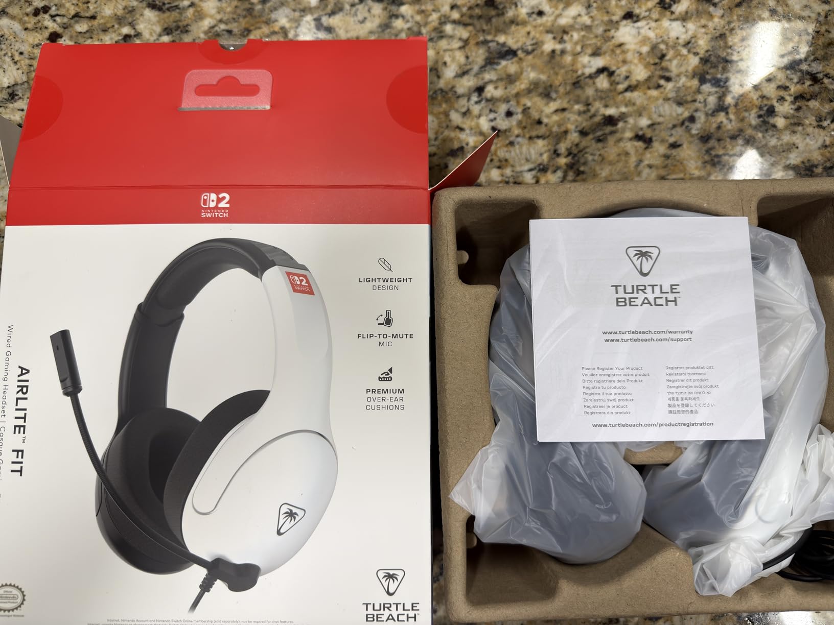 Turtle Beach Airlite Fit Wired Gaming Headset for Nintendo Switch 2, Lite | Also works with Nintendo Switch OLED, Flip-to-Mute Mic, Comfortable Ear Cushions, 40mm Speakers, Lightweight, Black & White customer photo 2