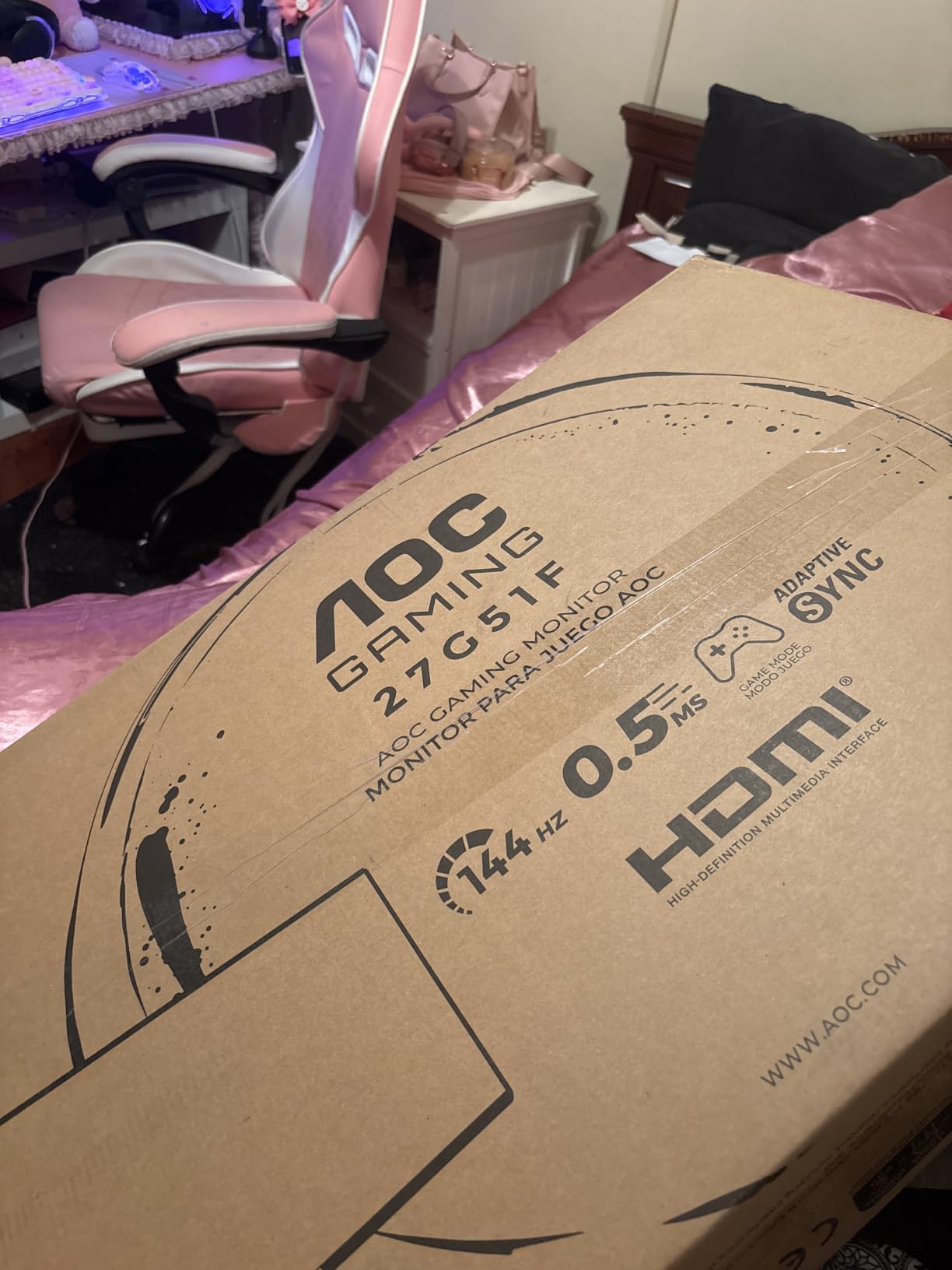 AOC 27 Inch Gaming Monitor FHD 144Hz Fast IPS 0.5ms HDR, 27G51F | 1920x1080 Computer Monitor, Adaptive-Sync, LED, Audio Earphone out, VESA Mount, Console Ready, 3-Year Zero-Bright-Dot customer photo 1