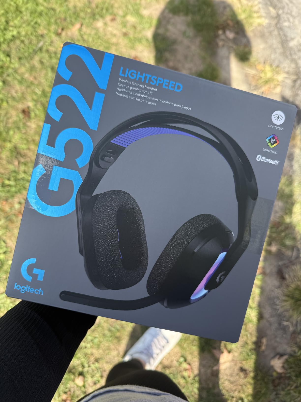 Logitech G522 Lightspeed Wireless Gaming Headset - Black customer photo 2