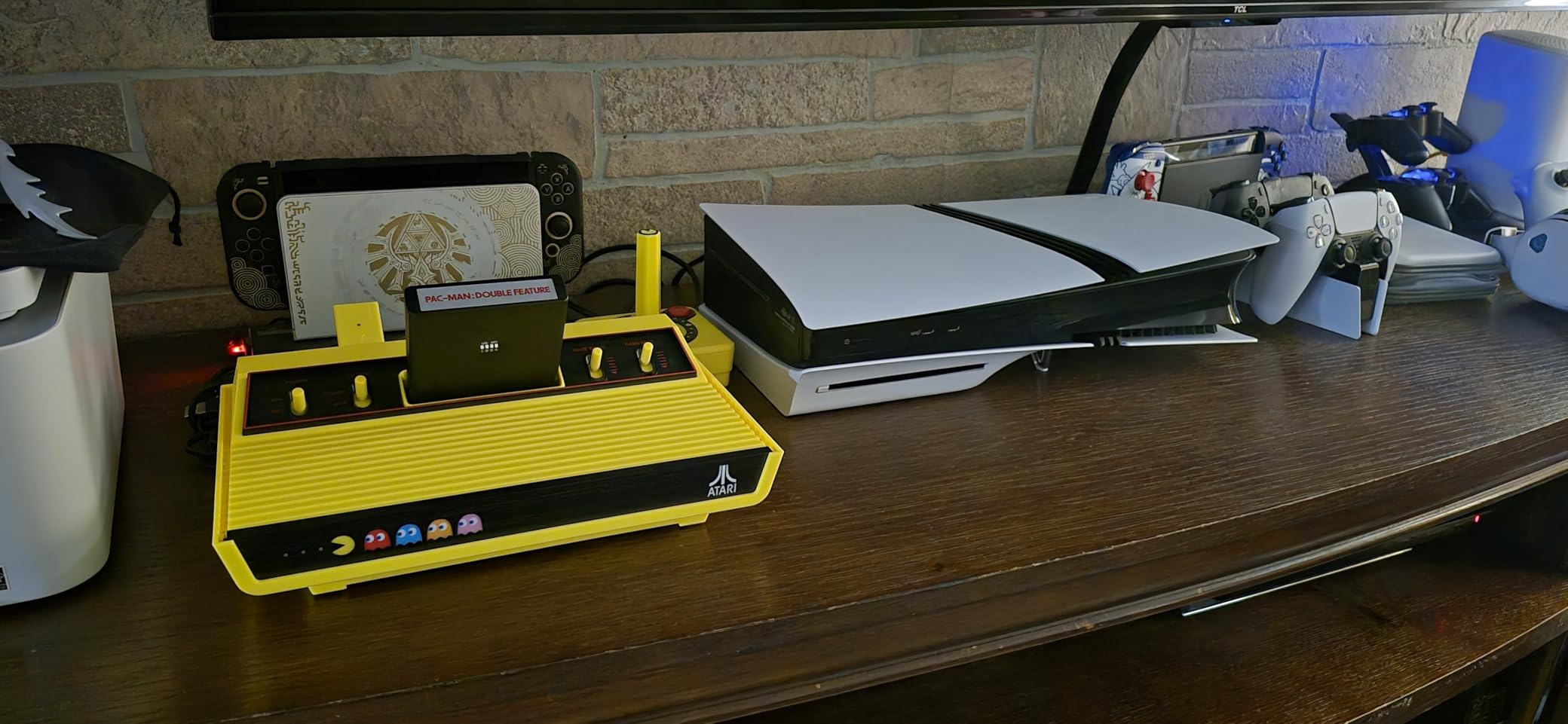 Atari 2600+ PAC-MAN Edition Console, Game & Wireless Joystick customer photo 1