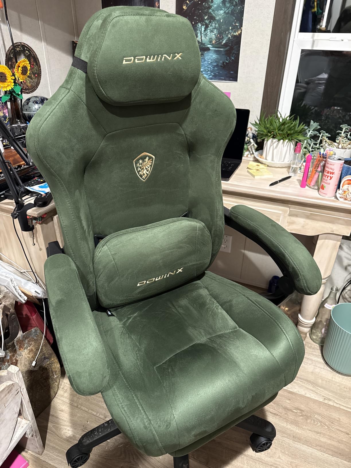 Dowinx Big and Tall Gaming Chair, Suede Fabric Game Chair with Pocket Spring Cushion, High Back Gamer Chair Ergonomic with Footrest for Adults Office, 440LBS, Black customer photo 2