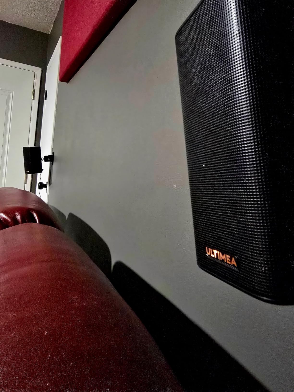 ULTIMEA Skywave X40 5.1.2ch Sound Bar w/Dolby Atmos, 530W Soundbar with Wireless Subwoofer, GaN Amplifier, 4K HDR Pass-Through, HDMI eARC customer photo 1