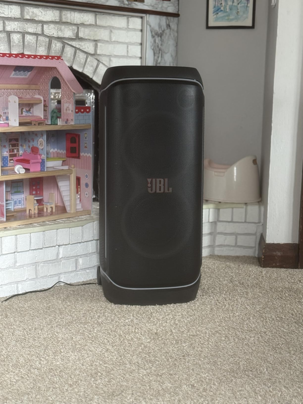 JBL PartyBox 720 - Battery-Powered Party Speaker - Black | Superior JBL Pro Sound, Futuristic lightshow, Up to 15 hours playtime, Ergonomic integrated handle and wider sturdy wheels customer photo 1