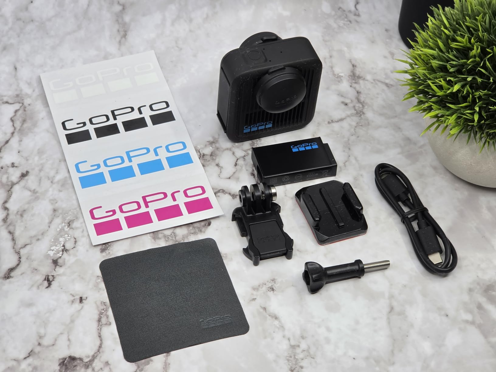 GoPro MAX2 - Waterproof 360 + Traditional Action Camera with Touch Screen, Spherical 8K Video, 29MP 360 Photos, Easy Replaceable Lenses, HyperSmooth Stabilization, 6 Microphones customer photo 1