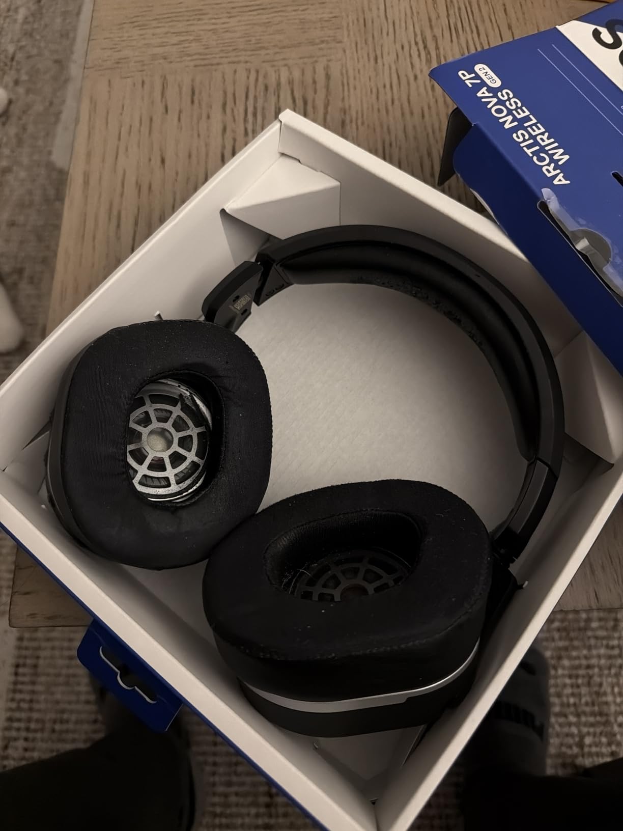SteelSeries Arctis Nova 7P Wireless Gen 2 Gaming Headset - Real-Time App Control, 50+ HR Play, Neodymium Magnetic Drivers, Mix 2.4GHz/Bluetooth, PS5, PS4, PC, Switch 1/2, Mobile - Black customer photo 2