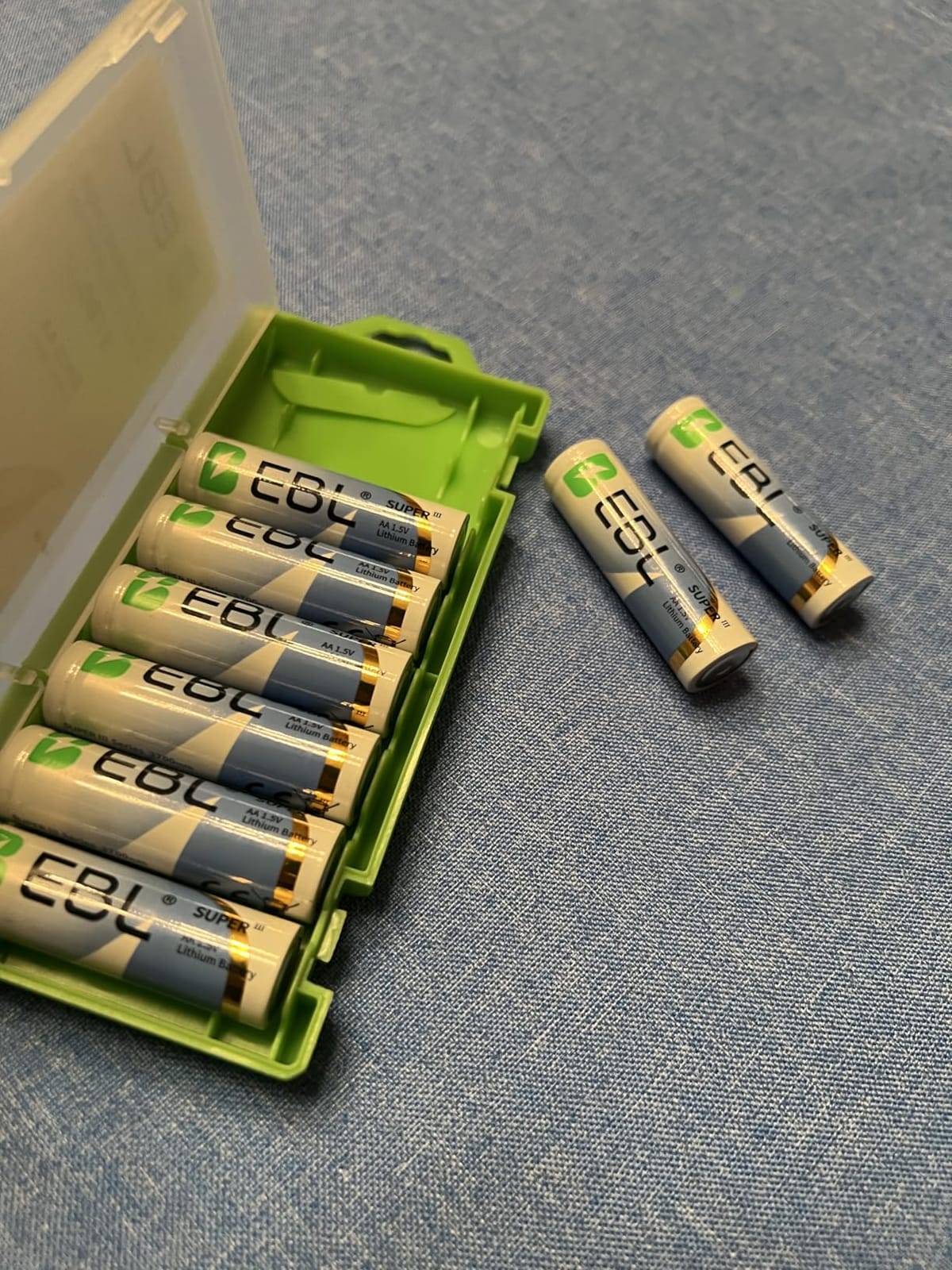 EBL Lithium AA Batteries 12 Pack, Longest Lasting 3700mAh 1.5V Non-Rechargeable, Upgraded Super III AA Lithium Batteries for Blink Camera, Doorbell, Smart Lock Deadbolt customer photo 2