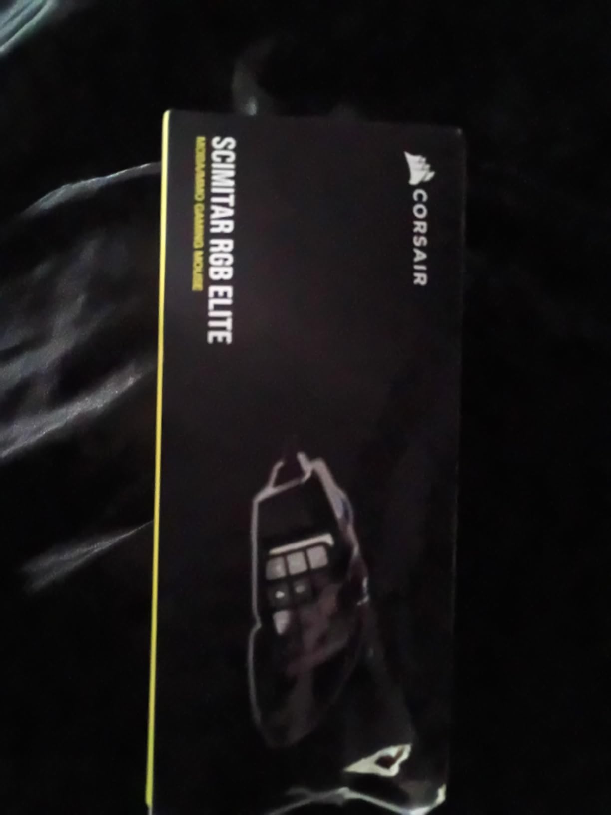 Corsair Scimitar RGB Elite Wired MOBA/MMO Gaming Mouse - 18,000 DPI - 17 Programmable Buttons - iCUE Compatible - PC, Mac, PS5, PS4, Xbox - Black customer photo 1