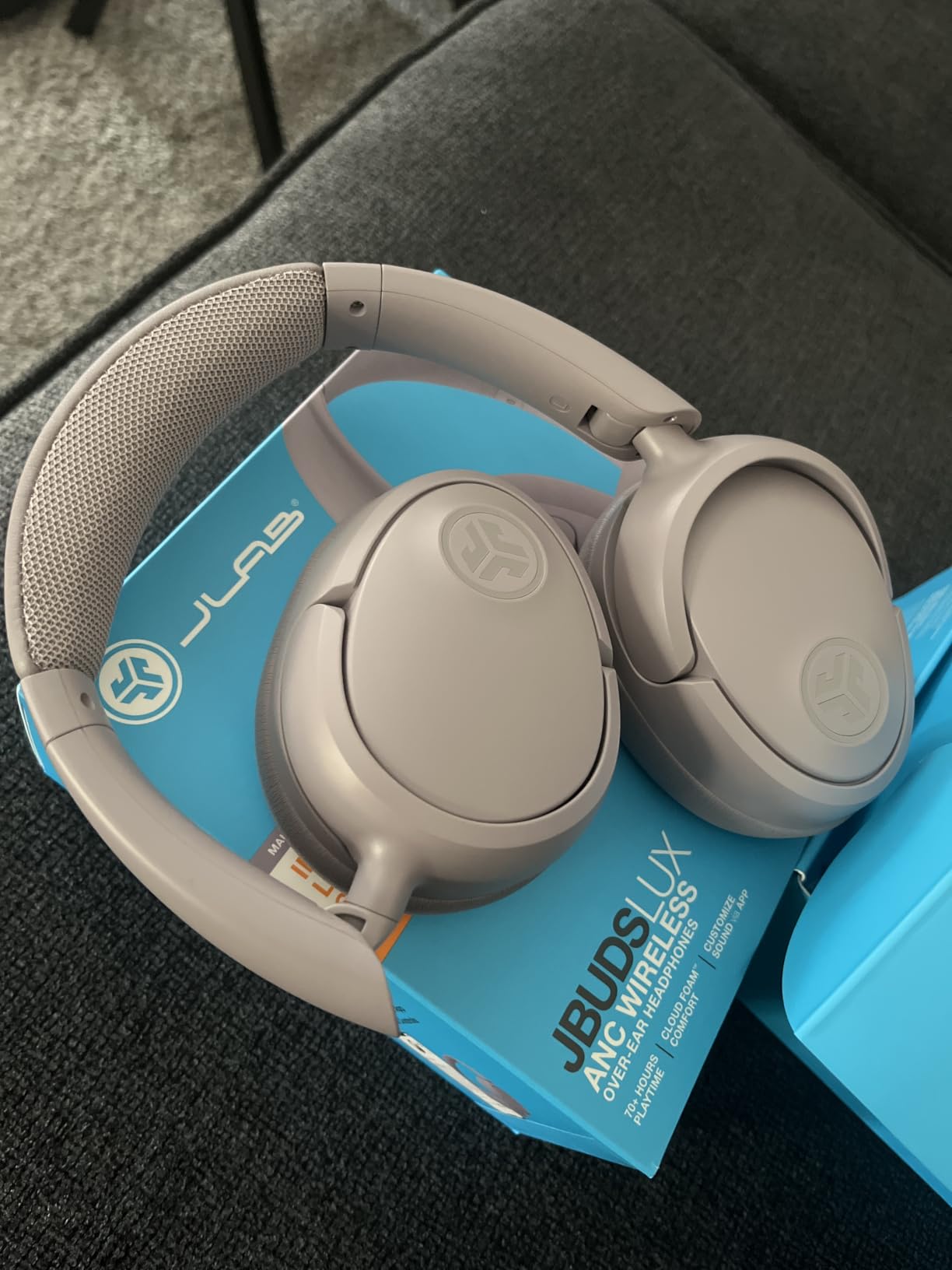 JLab JBuds Lux ANC, Over Ear Headphones, Active Noise Cancelling, Bluetooth, Limited Edition Navy customer photo 1