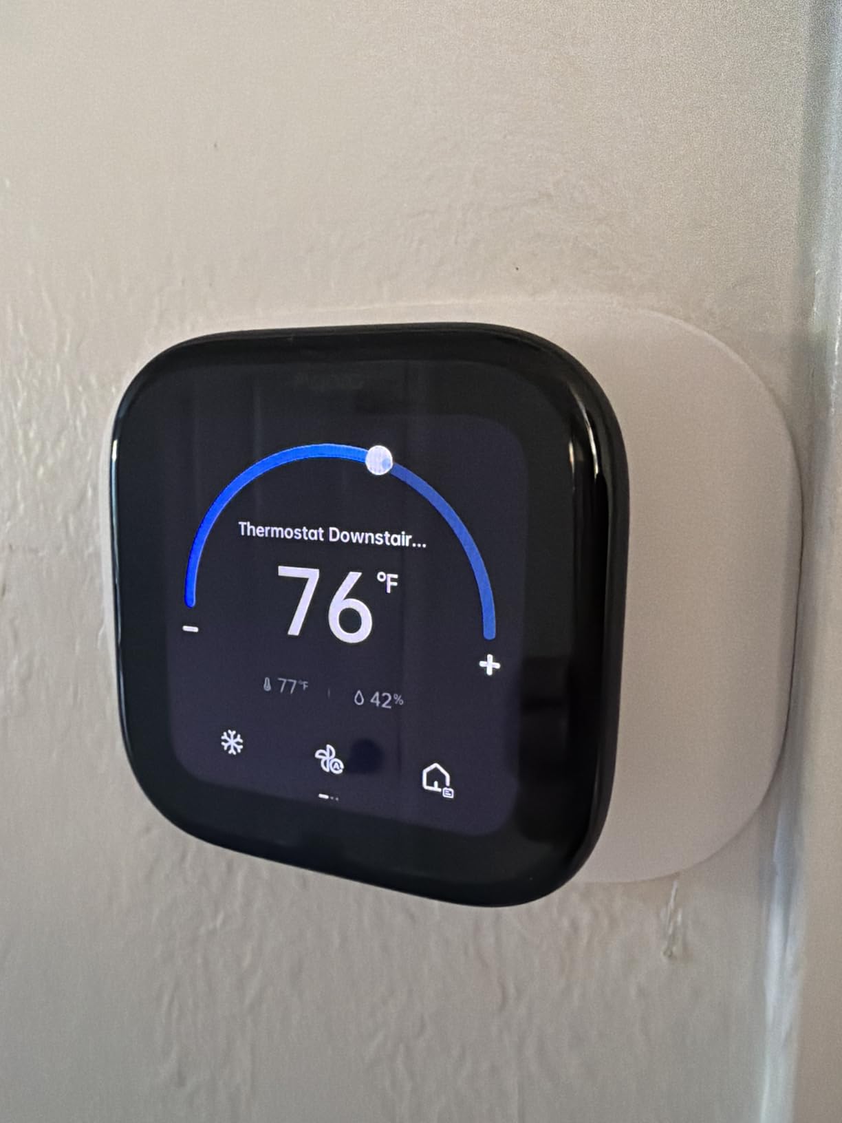 Aqara Smart Thermostat W200 with Apple Adaptive Temperature & Clean Energy Guidance, 4