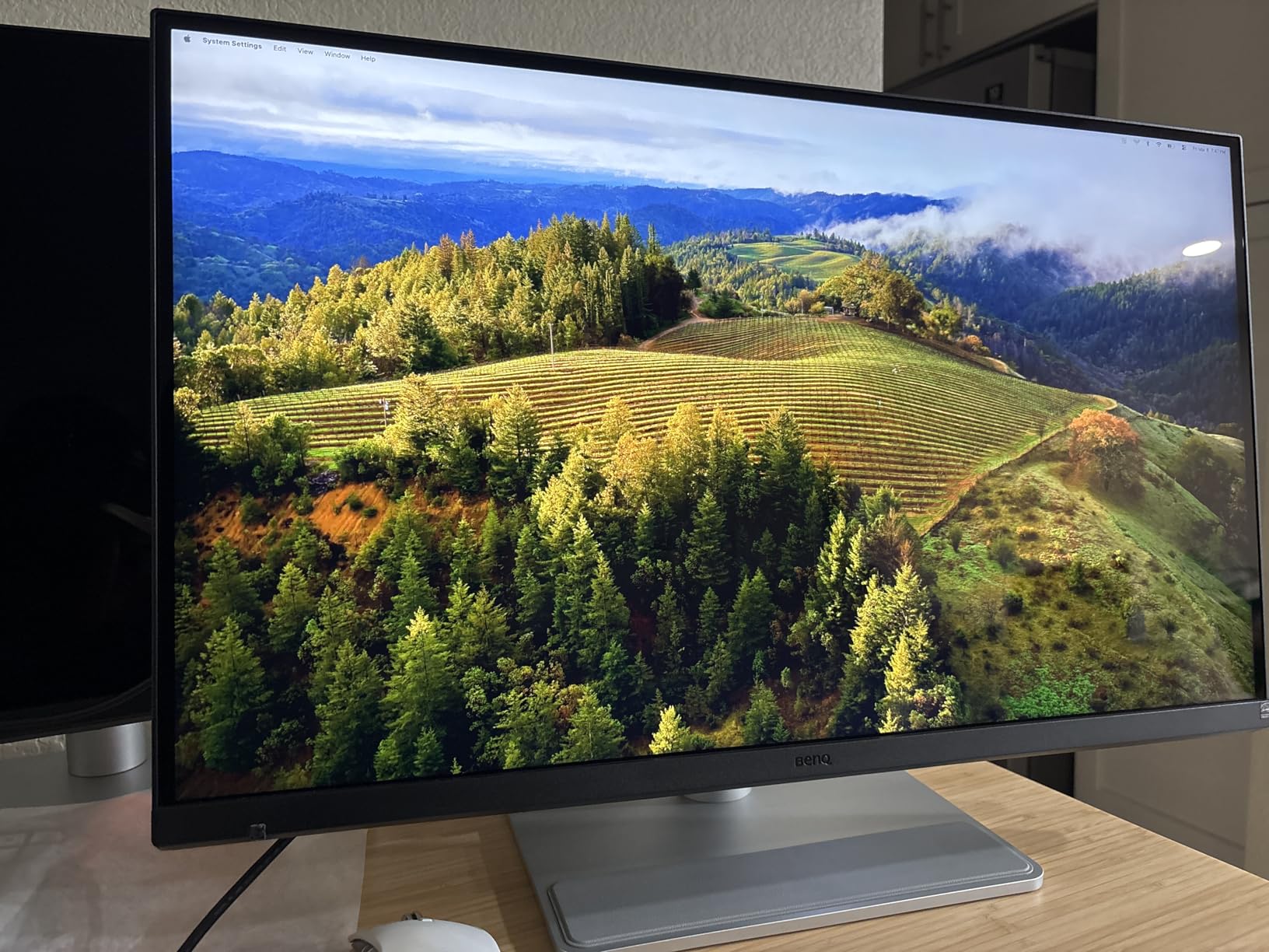 BenQ MA270S 27-inch 5K Nano Gloss Monitor for Mac Creators, Dual Thunderbolt 4 96W/15W, Mac Color, Daisy Chain, KVM customer photo 1