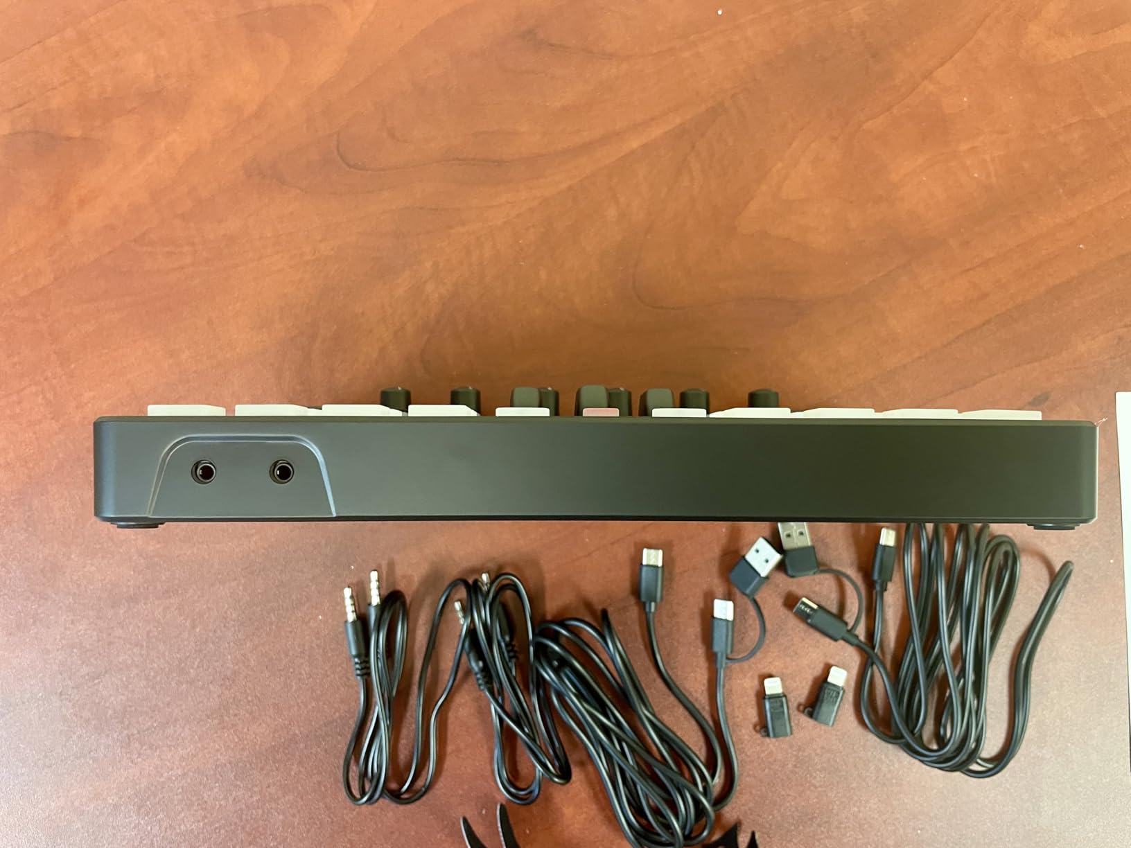 M100 2‑Person Podcast Equipment Bundle,XLR/USB Dynamic Mics & Audio Mixer customer photo 1