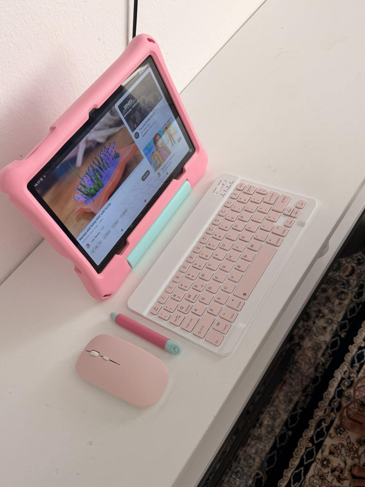 aiprotablet Kids Tablet, Android 16 Tablet for Kids 10 inch Octa-Core 2.2GHz with Case, 30GB RAM 64GB ROM, 2TB Expand, Parental Control, Dual Camera, BT, WiFi, with Keyboard Mouse Stylus, Gift (Pink) customer photo 2