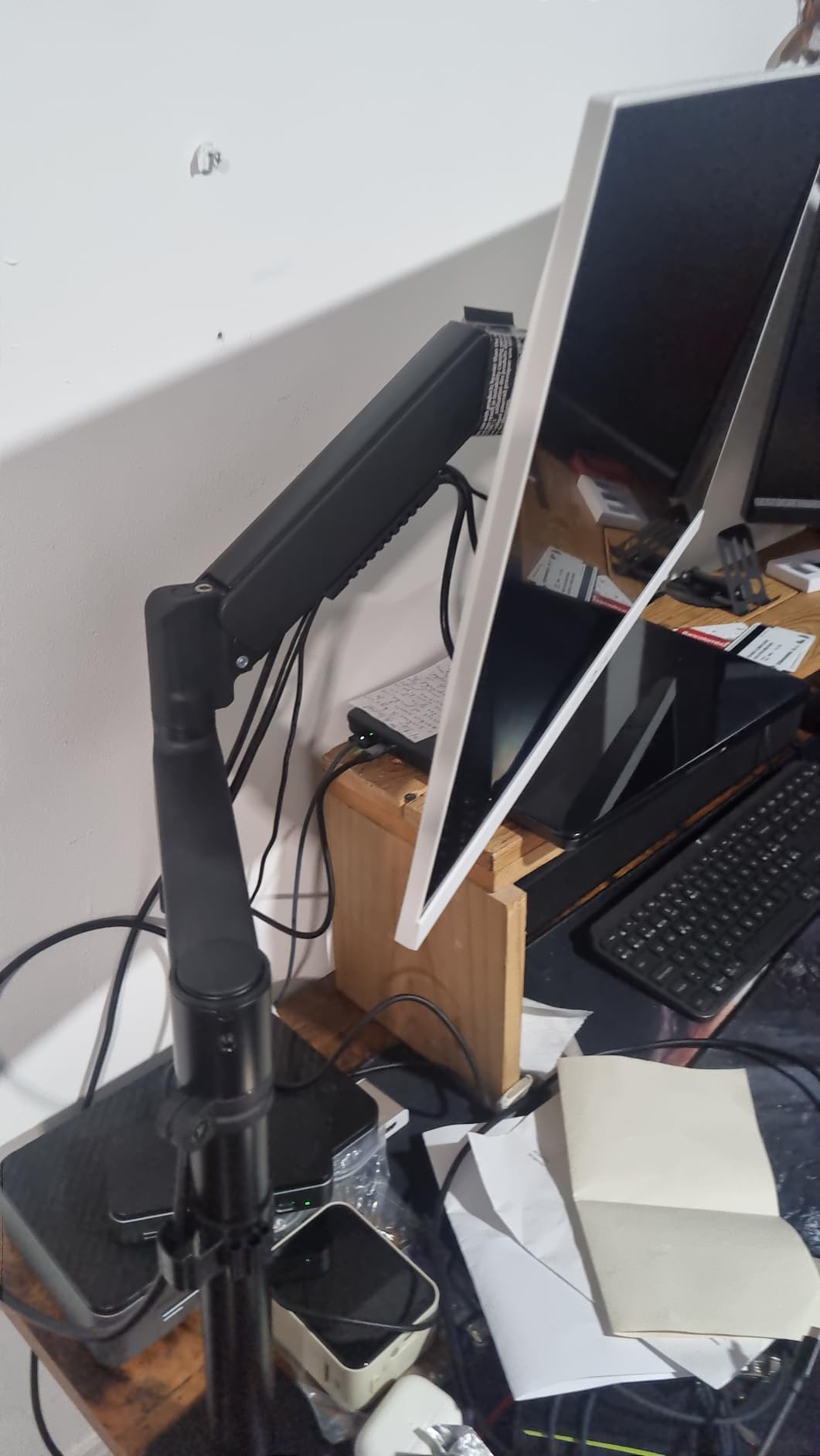 ErGear Heavy Duty Monitor Arm for 13-49