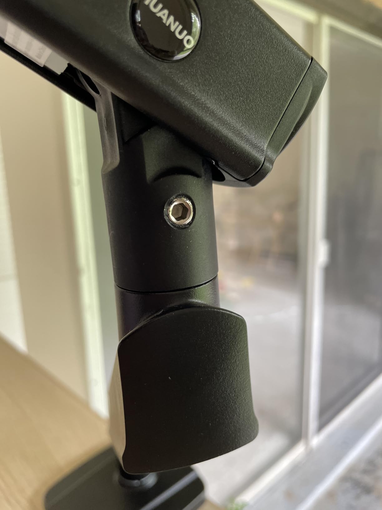 HUANUO FlowLift Pro Monitor Arm for 13-32 inch Screens, MechaSpring Monitor Mount, Fully-Adjustable Monitor Stand with Tilt/Swivel/Rotation, Tool-Free VESA Mount, C-Clamp/Grommet Base, Max Load 19.8 lbs customer photo 1