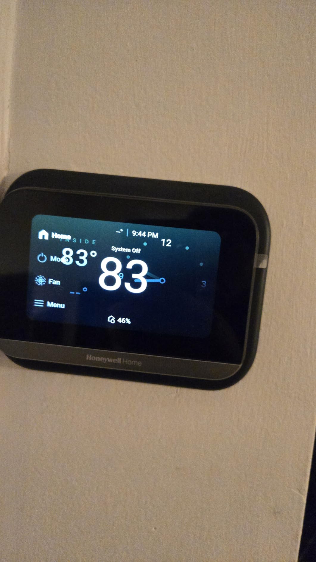 Honeywell Home X7S Smart Wi-Fi Programmable Thermostat, Black customer photo 2