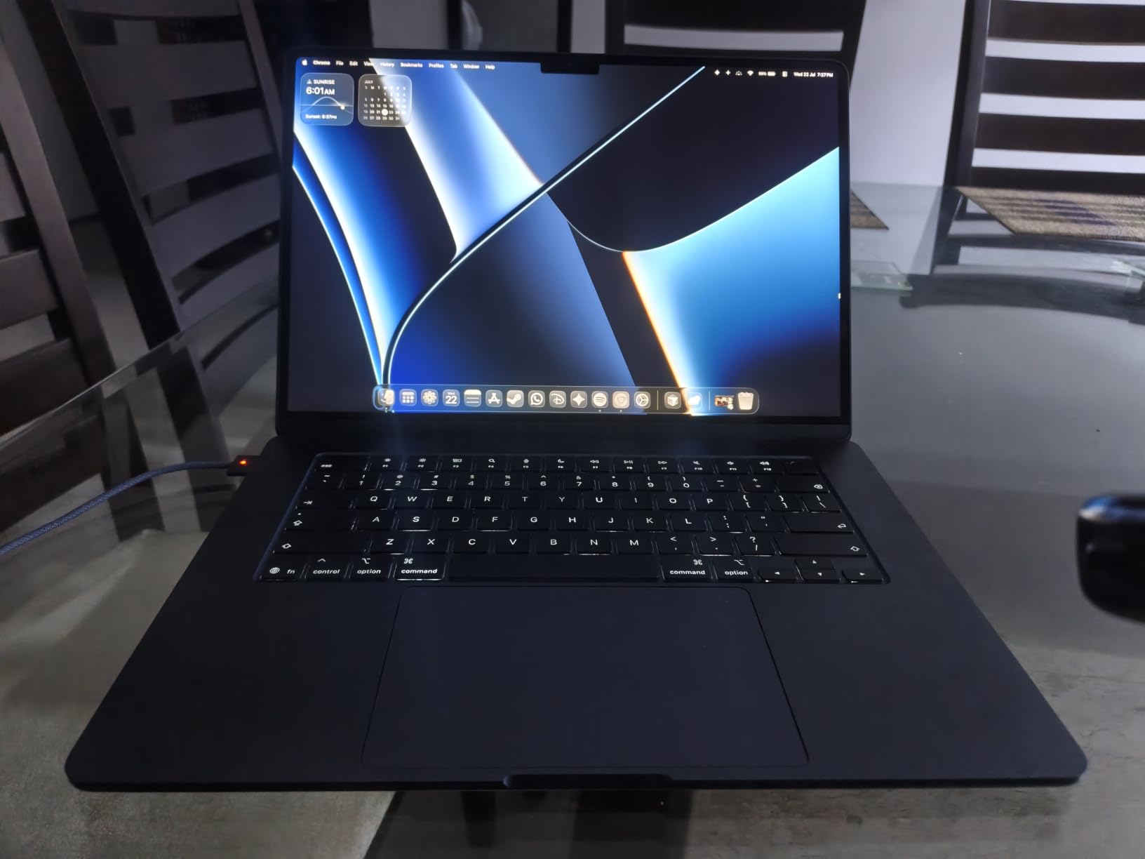Apple 2026 MacBook Air 15-inch Laptop with M5 chip: Built for AI, 15.3-inch Liquid Retina Display, 16GB Unified Memory, 512GB SSD, 12MP Center Stage Camera, Touch ID, Wi-Fi 7; Midnight customer photo 1