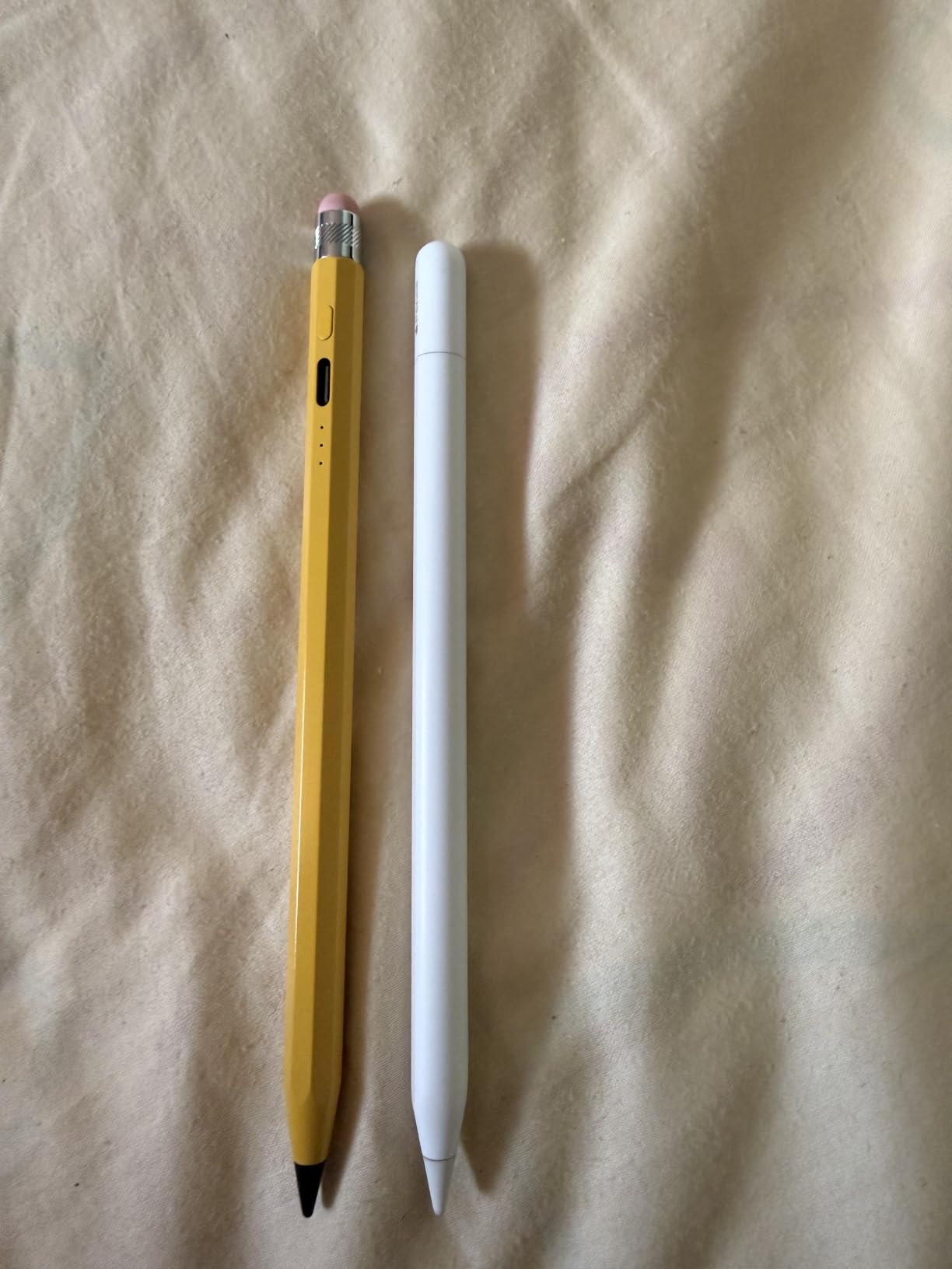 ZAGG Oxford Stylus for iPad Pro 11/13 M4 M5, iPad Air 11/13 M2 M3 M4, iPad 10/9/8/7/6th Gen/A16, Mini 6/5 A17 Pro-Pencil with Palm Rejection, Tilt Sensitivity, & Fidget Clicker customer photo 1