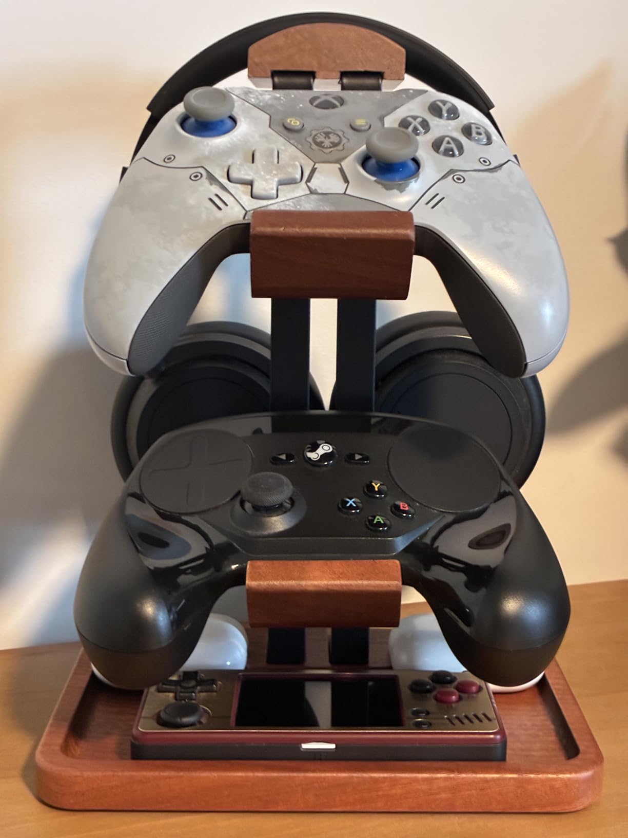 LOXP Walnut Headphone and Controller Stand, 2-in-1 Holder with Storage | Solid Wood Gaming Headphone Stand, Built-in Storage, Non-Slip, Fits Xbox PS5 Switch Controllers, Desktop Organizer for Gamers customer photo 2