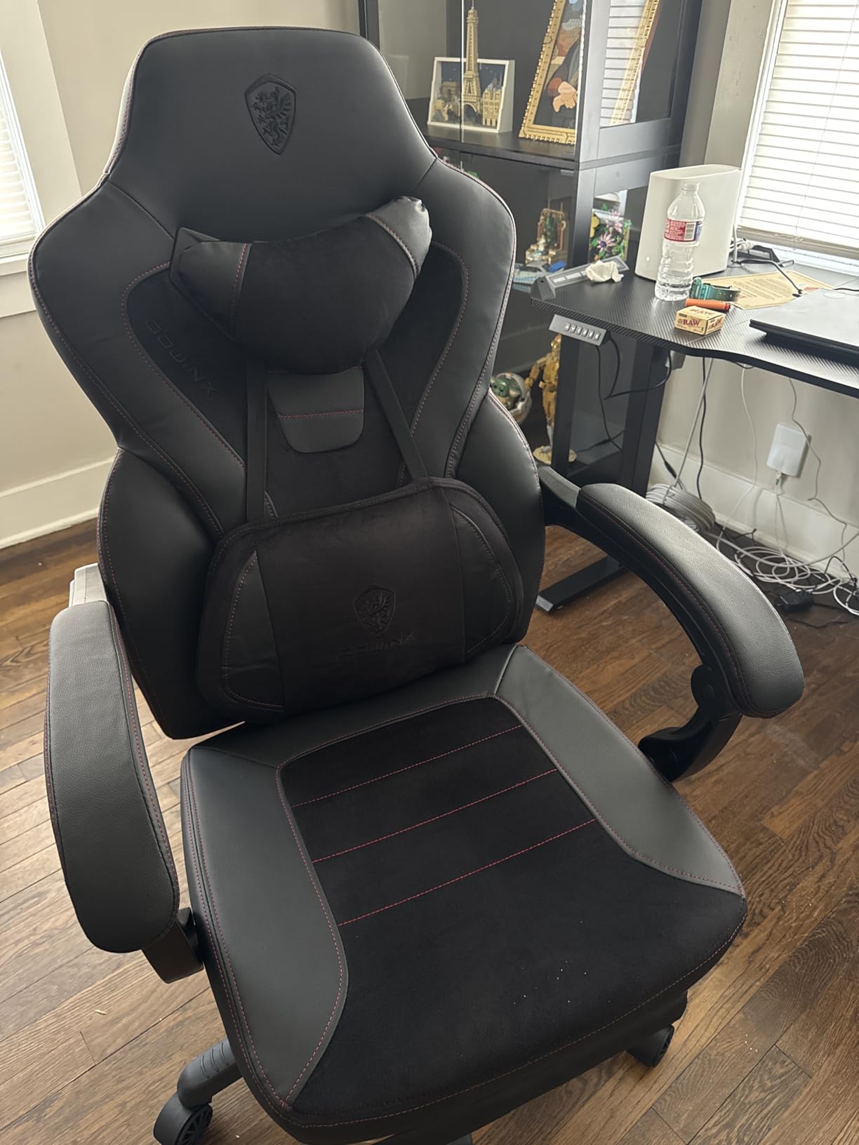 Dowinx Big and Tall Gaming Chair for Adults with Footrest, Massage Lumbar, Ergonomic High back with Pocket Spring Cushion Wide Seat, 90-135° Recline, Adjustable Height & Headrest for Home Office Black customer photo 1