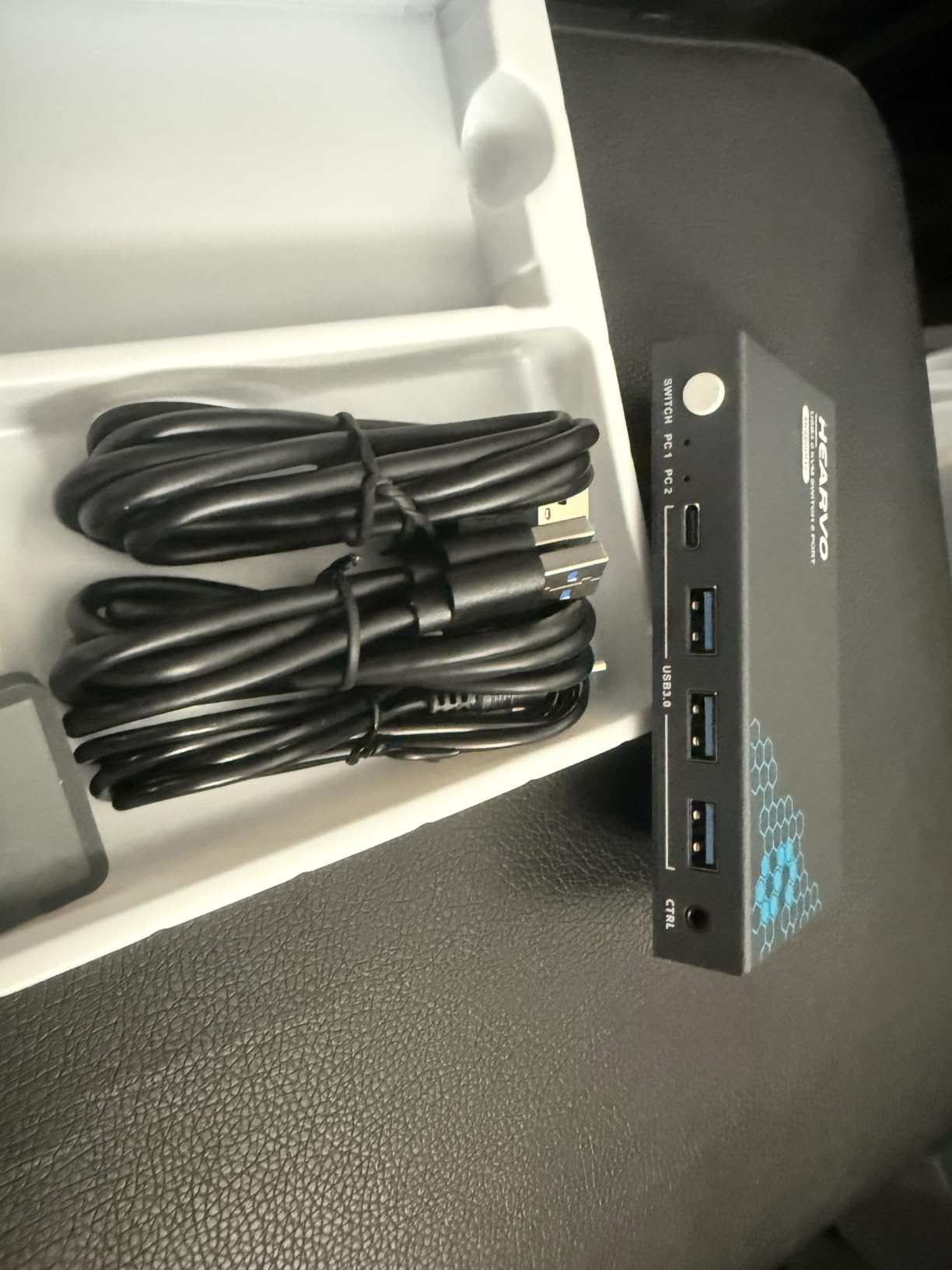 Heravo USB 3.0 HDMI KVM Switch 2 Monitors 2 Computers, 4K@60Hz Dual Monitor | Share Keyboard, Mouse, Hard Drives and Printers via 4-Port USB 3.0 Hub, with EDID, 2 USB Cables, and Controller - S7232H2 customer photo 1