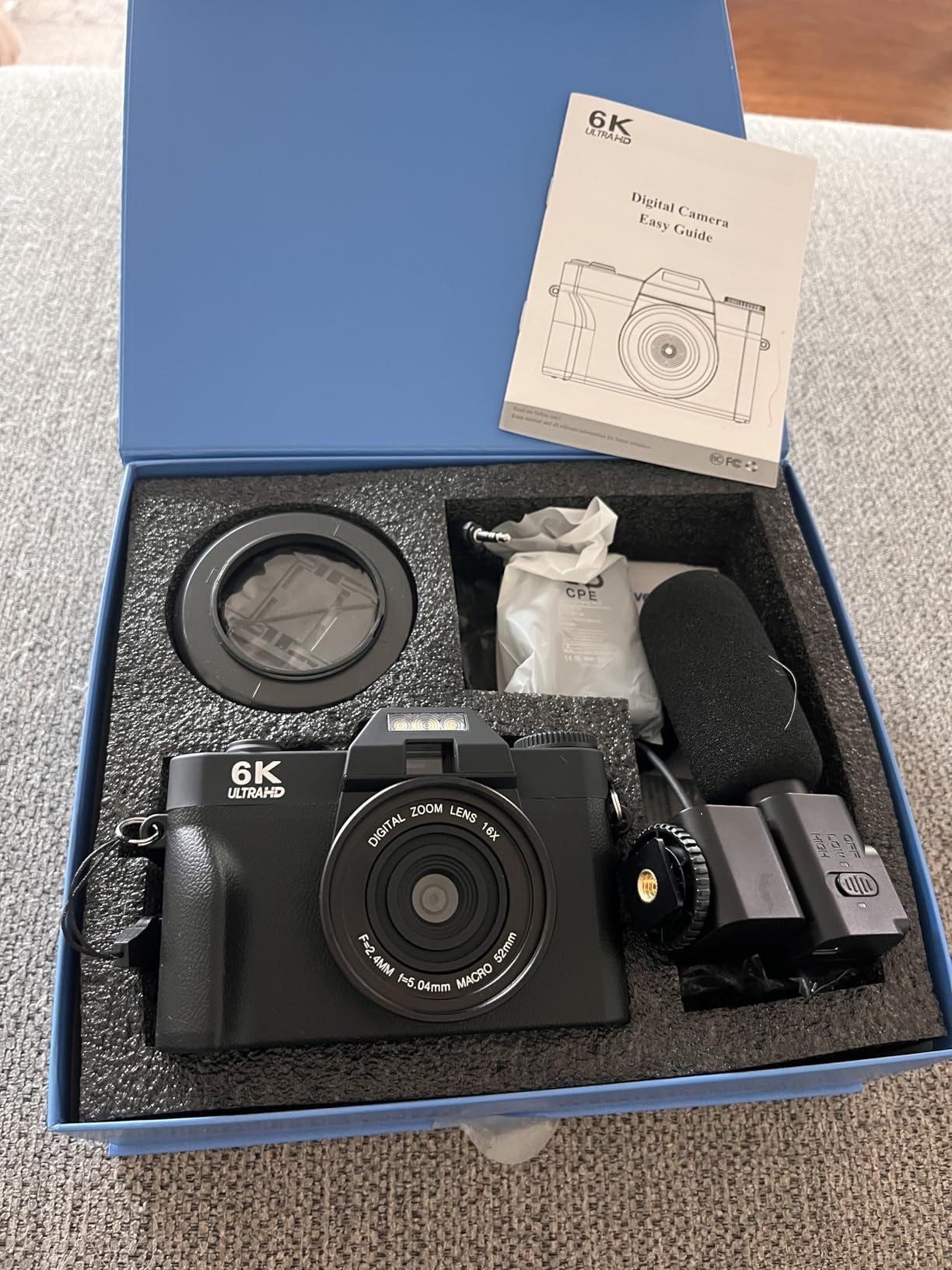 Yatao 6K WiFi Flip Screen Digital Camera, Mic & Fill Light for Photography | Compact Vlogging Camera for YouTube & Beginners, 16X Zoom Dual Lens with 64GB Card, Perfect for Content Creators, Black customer photo 2