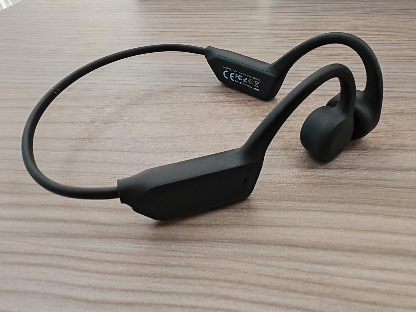 2026 New Bone Conduction Open-Ear Headphones, Bluetooth 6.0, IPX5 Waterproof, 8H Playtime, Lightweight & Comfortable Sports Earphones for Running, Gym, Cycling, Workout, Sweatproof Wireless Headsets customer photo 2