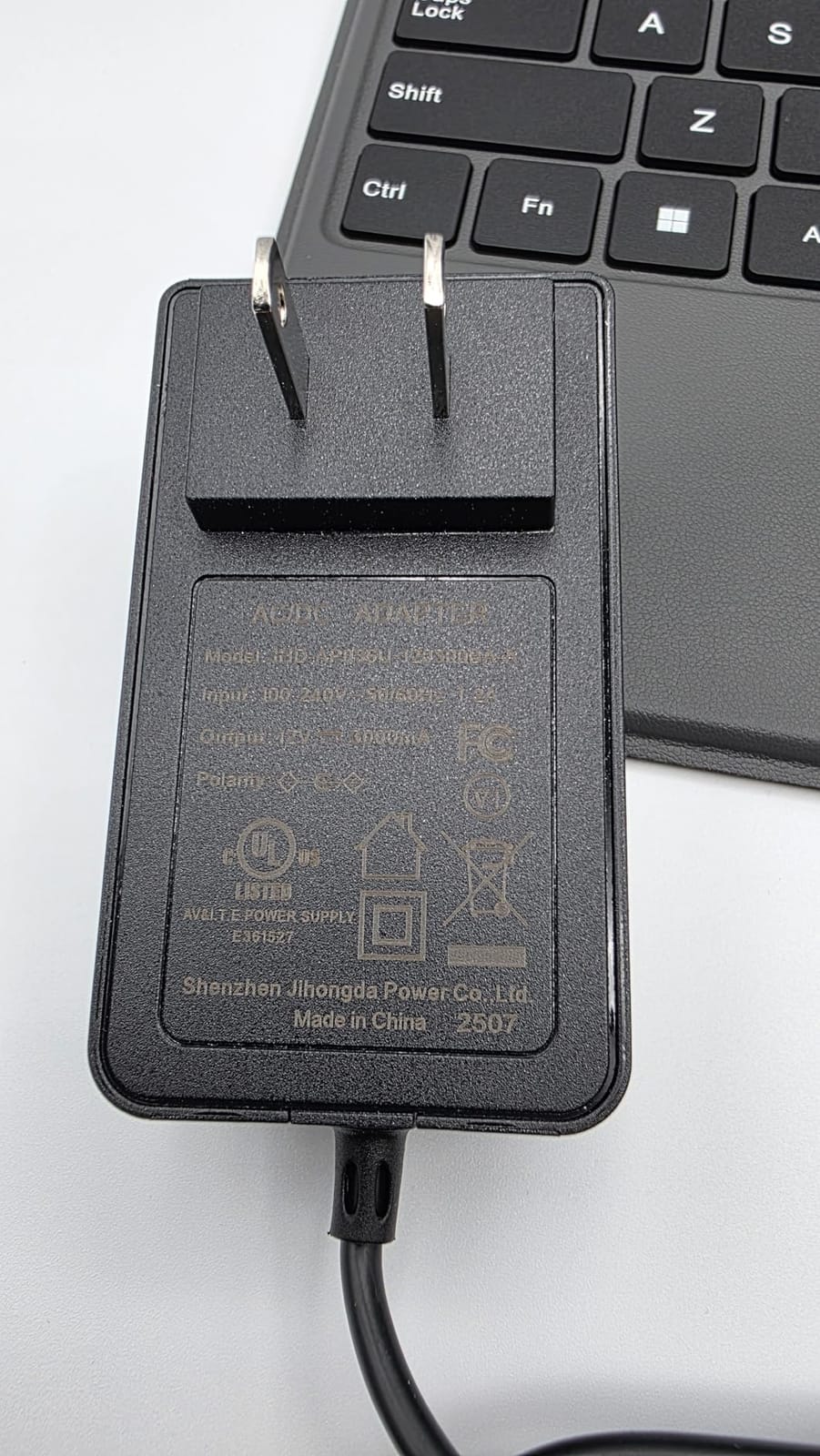 2-in-1 Laptop Tablet, 12