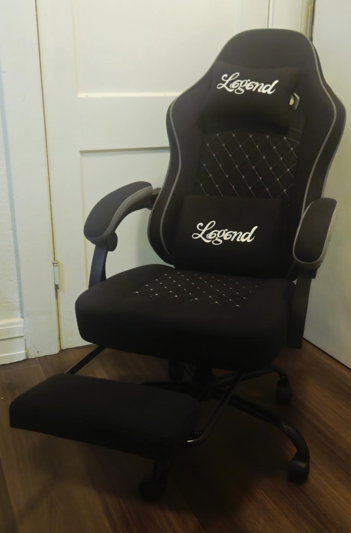 Gaming Chair for Adults with Footrest, Ergonomic Computer Chair, 330 lb | Heavy Duty Load Capacity, 52 cm Wingless Wide Seat, Pocket Spring Cushion, Headrest, Adjustable Height, Reclining Backrest customer photo 2