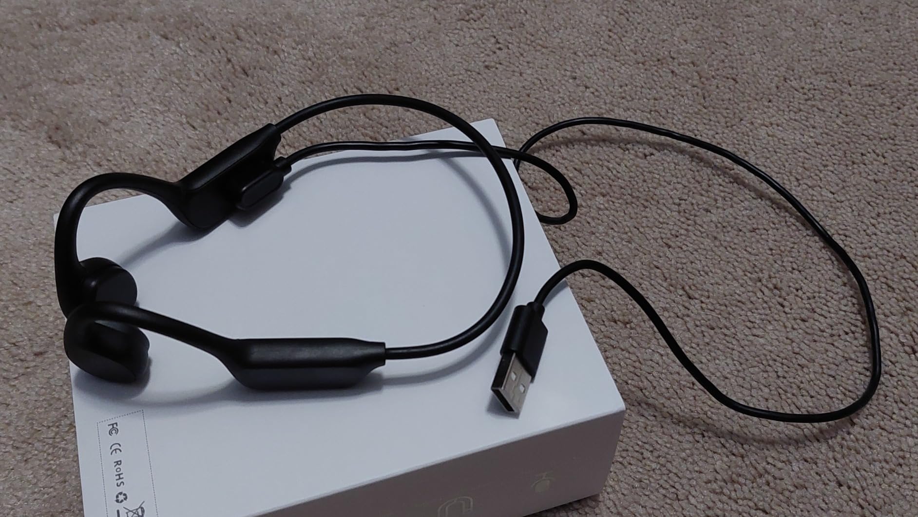 Swimming Headphones, IPX8 Waterproof Bone Conduction Headphones with 32GB Built-in Memory customer photo 2