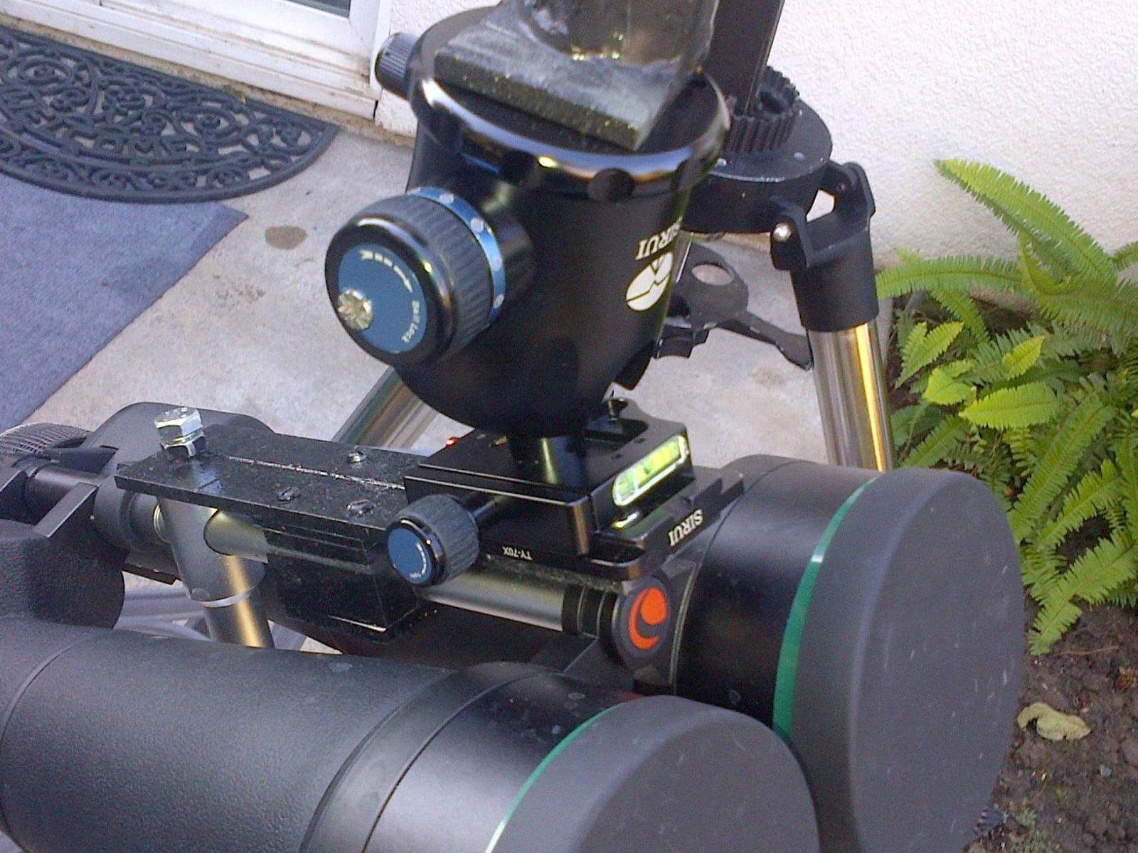Celestron SkyMaster 25x100 Giant Astronomy Binoculars for Deep Sky Views | Giant 100mm Objectives, Built for Deep-Sky Astronomy & Long-Distance Viewing, Crisp Clear Views in Low Light Conditions customer photo 1