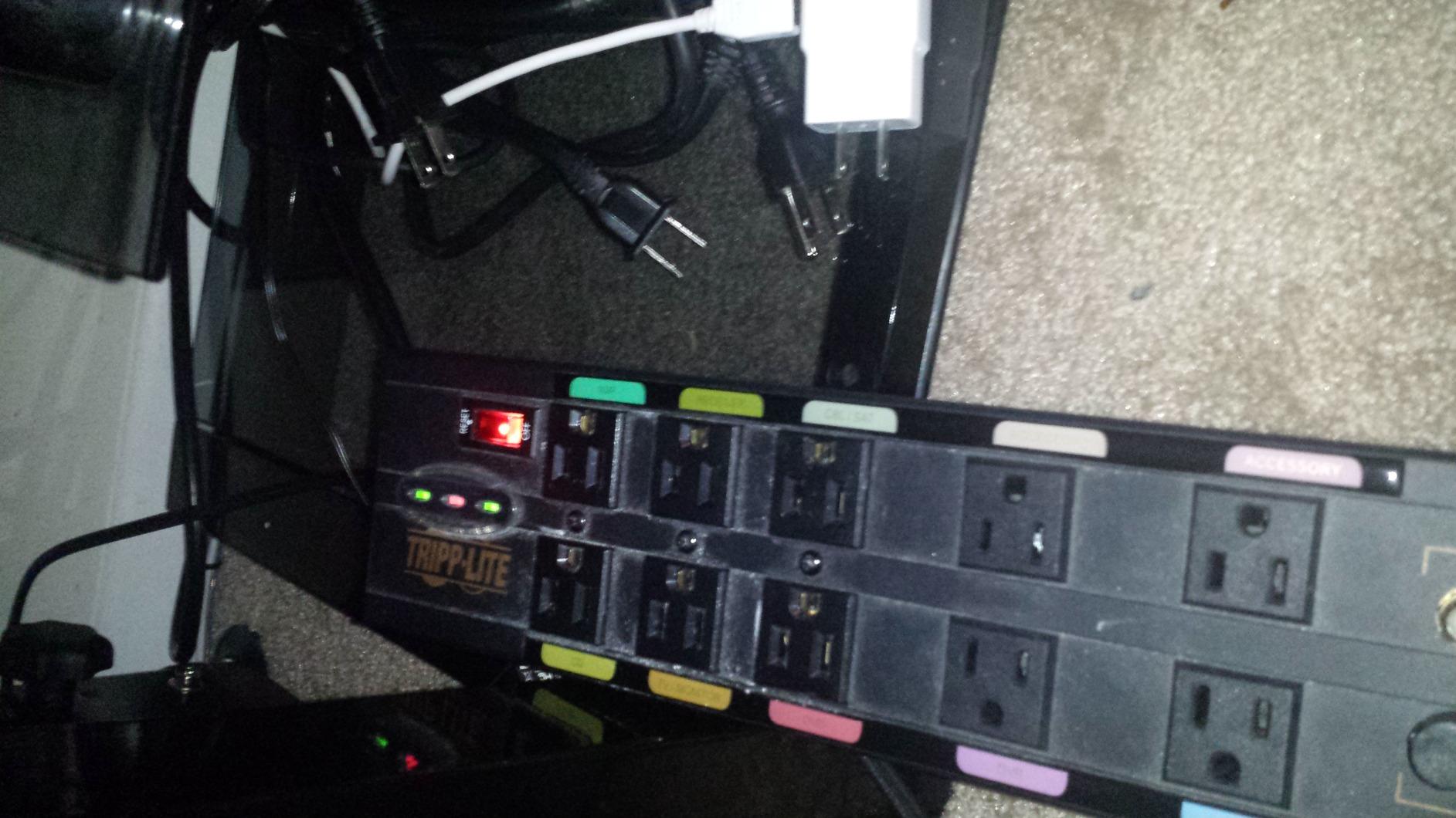 Eaton Tripp Lite HT10DBS Heavy Duty Isobar Metal Surge Protector 10 Outlets | Coax, Phone & Ethernet Protection, Power Strip, 3840 Joules, Lifetime Manufacturer's Warranty & $500,000 Insurance customer photo 2
