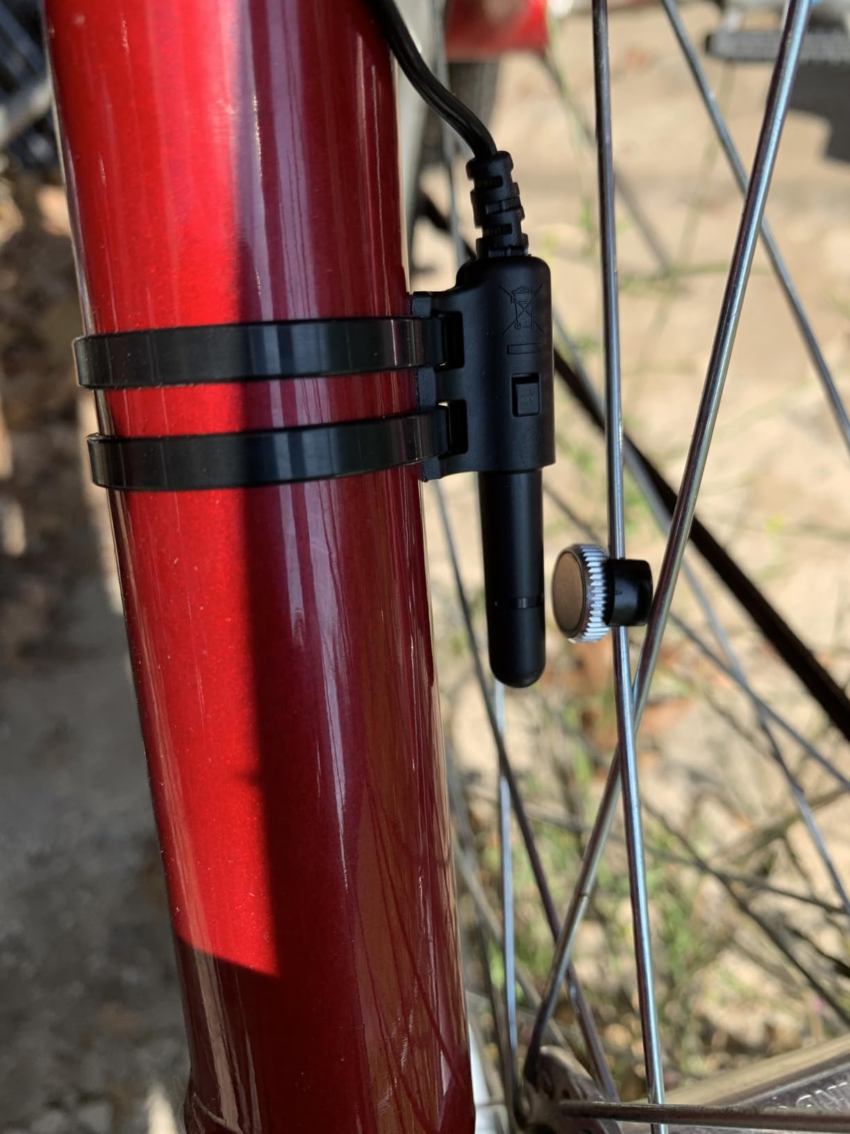 CATEYE Wired Bike Computer | Entry-Level Speedometer and Odometer, Perfect for Beginner Cyclists, Auto Start/Stop, Easy Setup for Road, MTB, Gravel Bikes customer photo 2