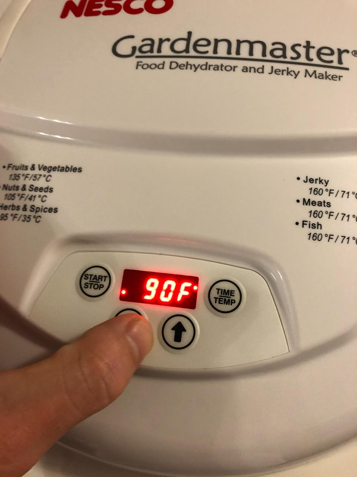 NESCO FD-1040 Gardenmaster Digital Pro 4 Tray Food Dehydrator customer photo 2