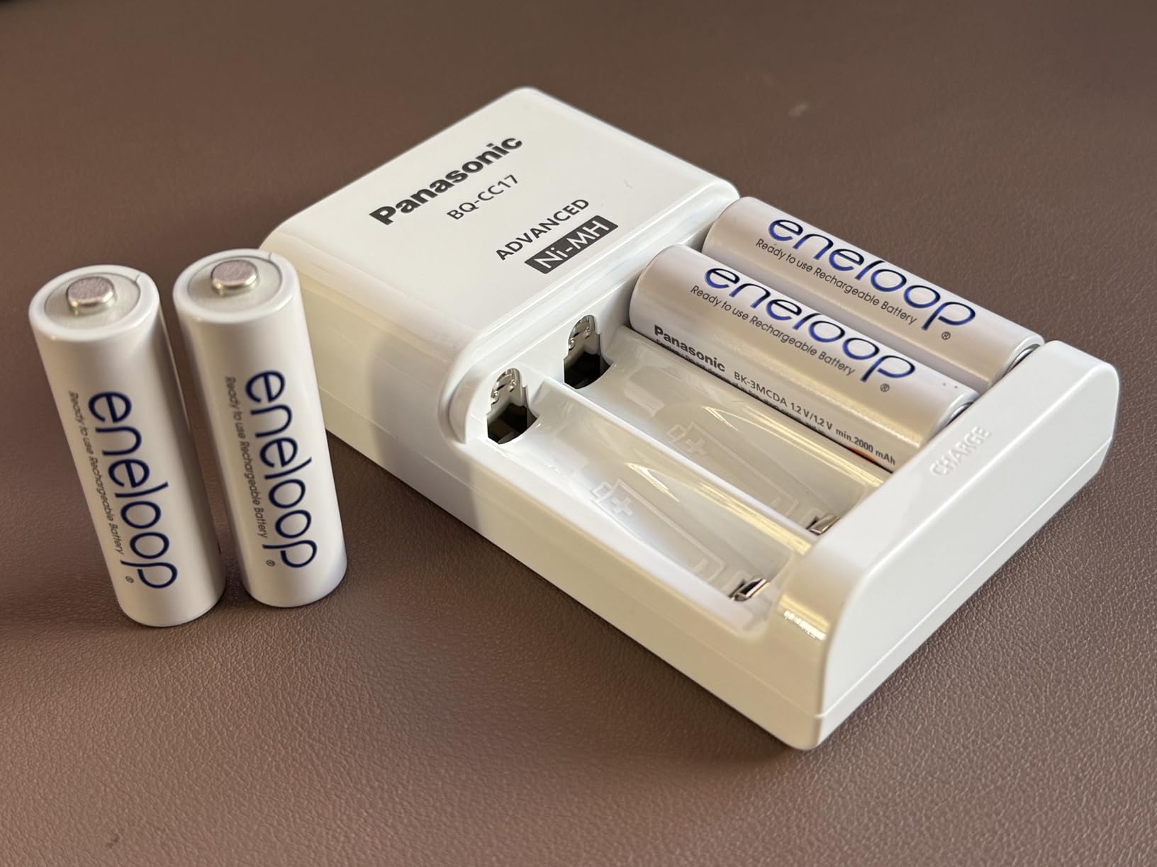 Eneloop Panasonic K-KJ17MCA4BA Advanced Individual Cell Battery Charger Pack with 4 AA 2100 Cycle Rechargeable Batteries customer photo 2