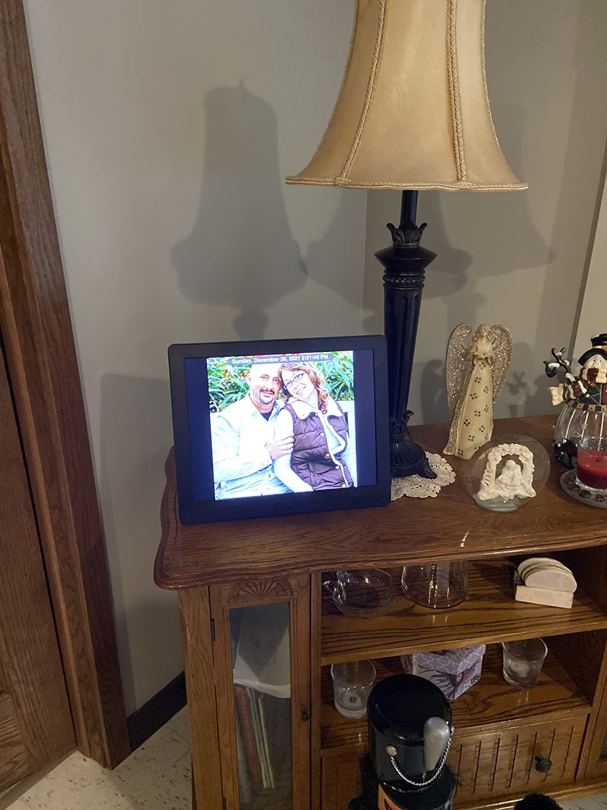 PixStar 15 inch Large Digital Frame WiFi | Free Unlimited Cloud | Share Videos and Photos by Email or App | Motion Sensor | Best USNews Digital Photo Frame 2024 | Large Electronic Picture Frame customer photo 1